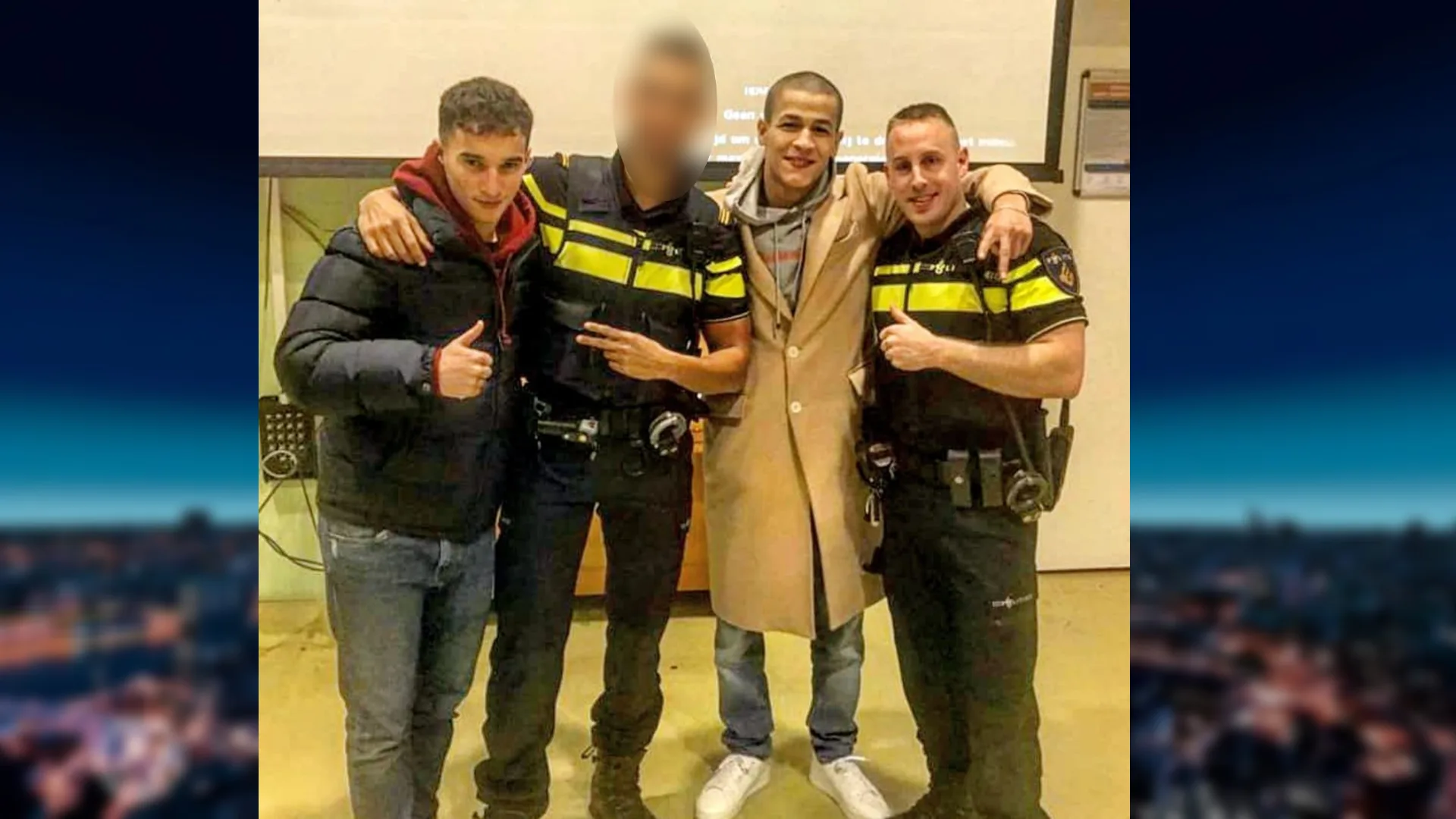 Amicale Amsterdamse wijkagent door politie naar huis gestuurd