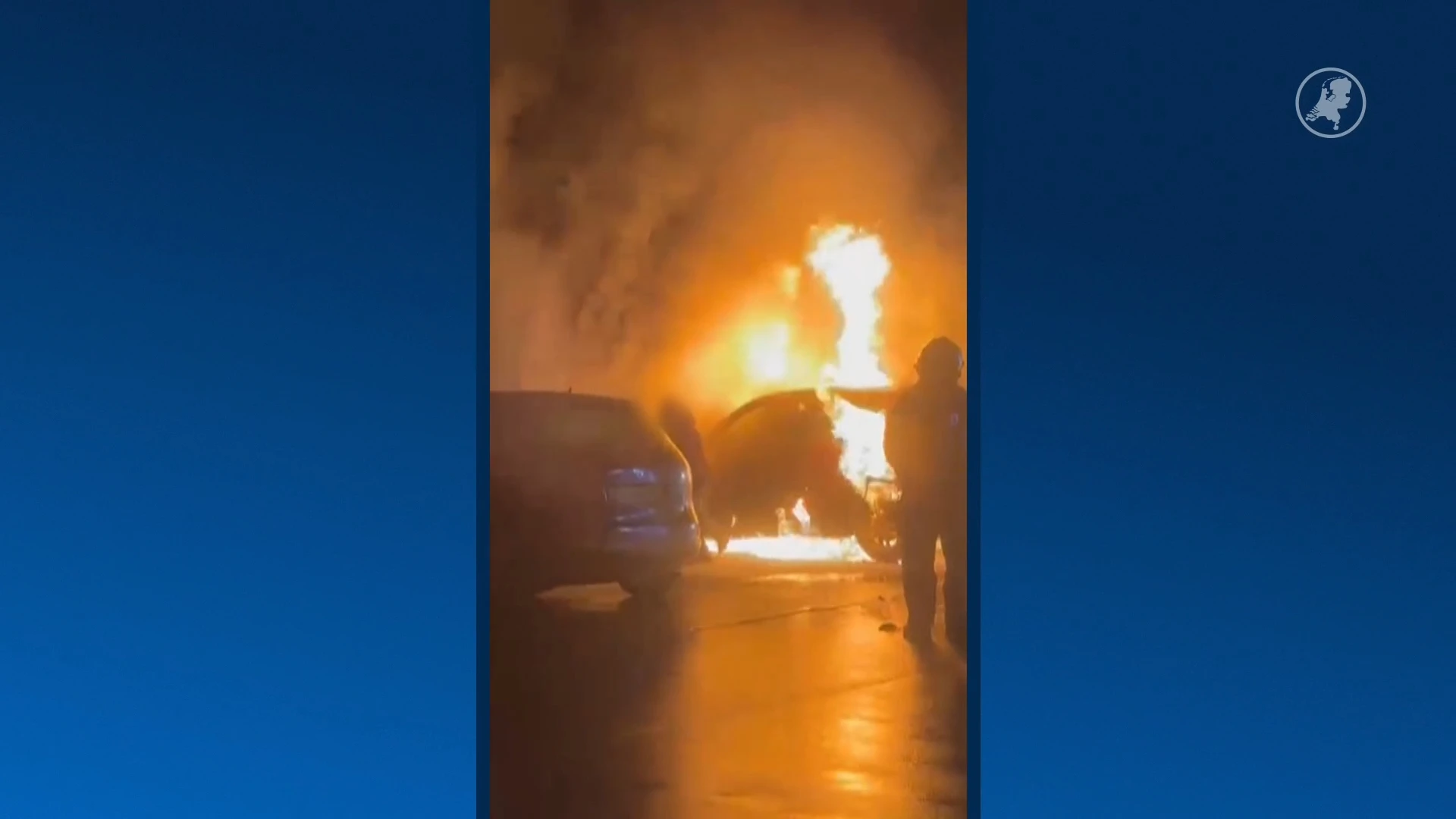 Auto brandt uit in Druten, dan stapt man ineens uit