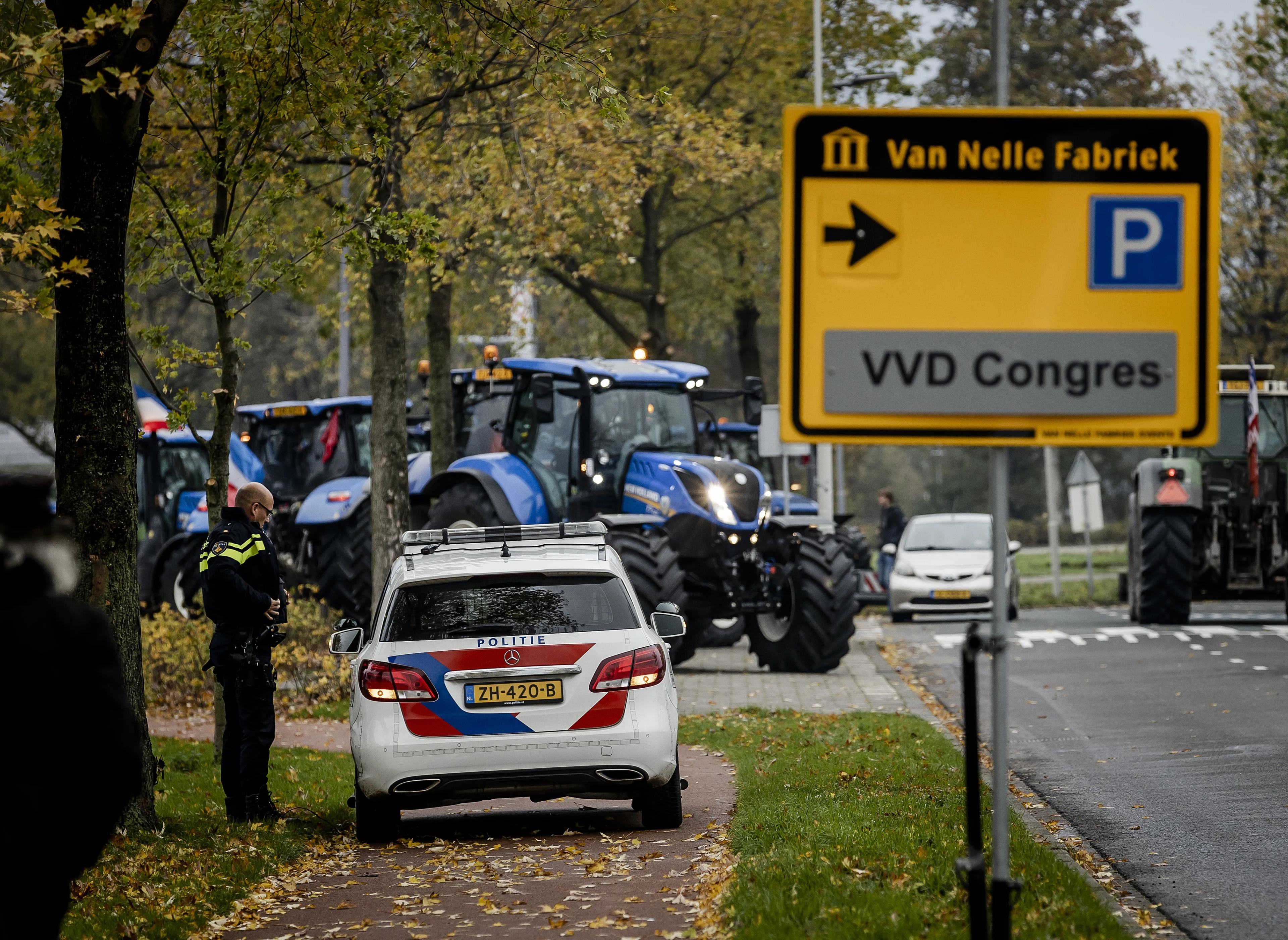 Toeterende trekkers bij VVD-congres in Rotterdam: 'Vroeg of laat zal de fractie hiermee iets moeten doen'
