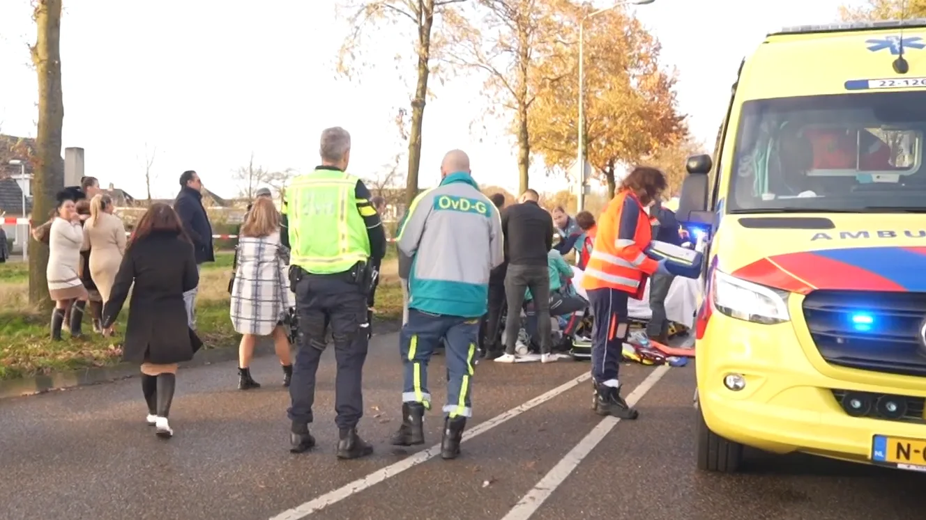 Voetgangers aangereden in Someren, kind ernstig gewond afgevoerd naar ziekenhuis