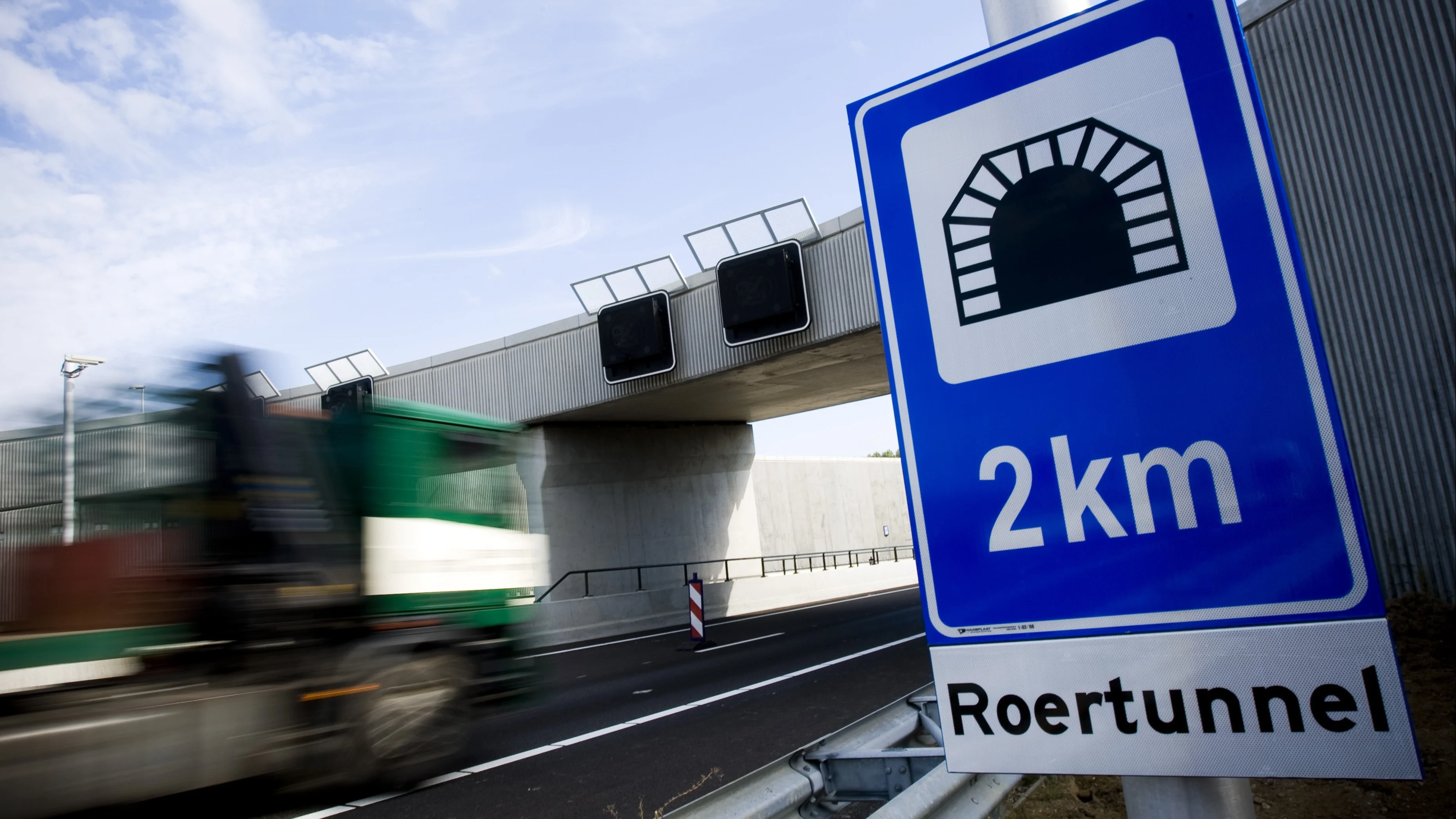 Storing in twee tunnels bij Roermond, hier moet verkeer omrijden
