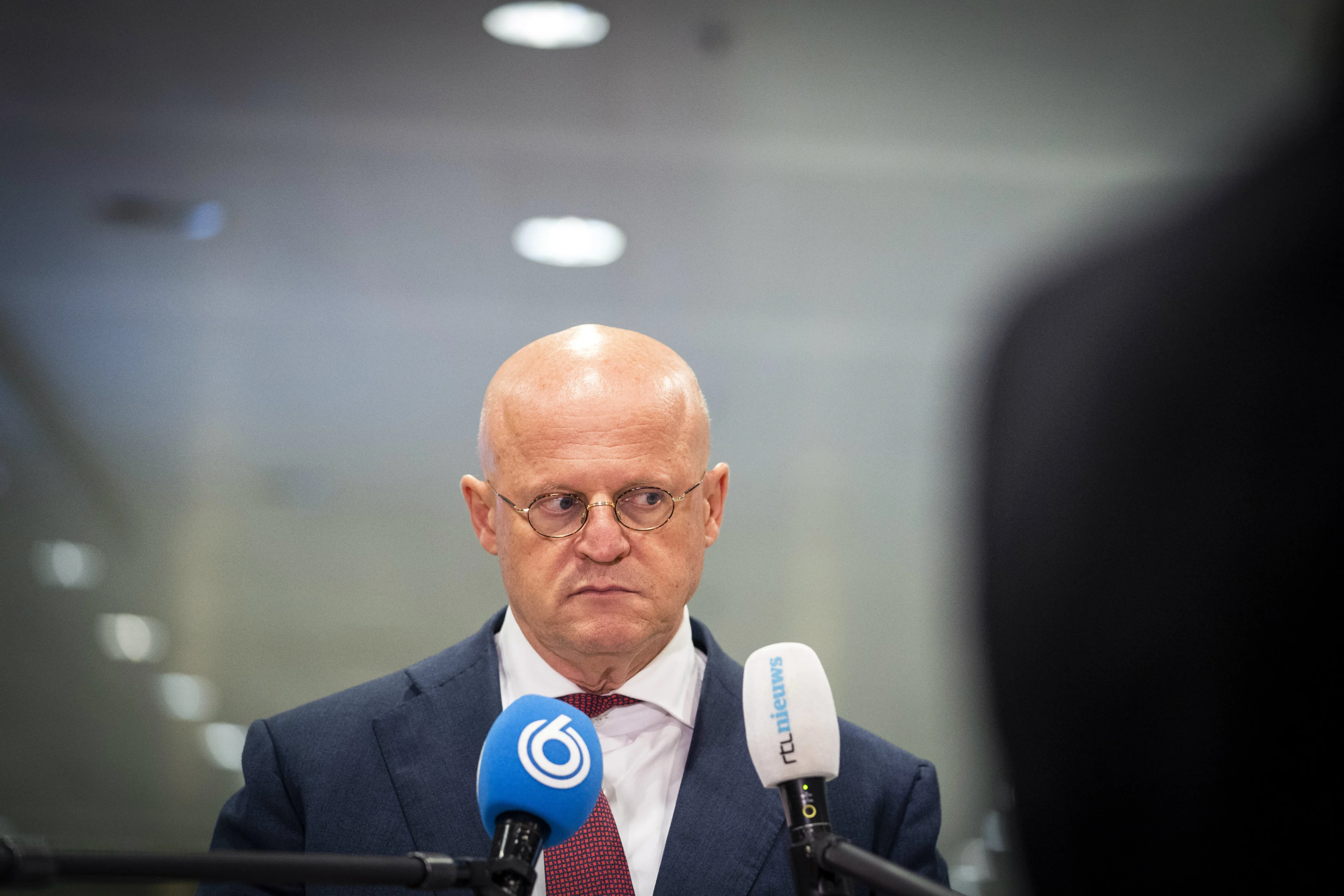 Grapperhaus leeft mee met mishandelde buschauffeur: 'Van onze dienstverleners blijf je af!'