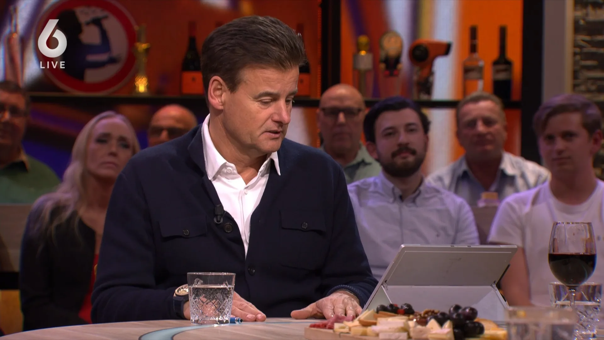 Wilfred Genee emotioneel over brand in zijn woning