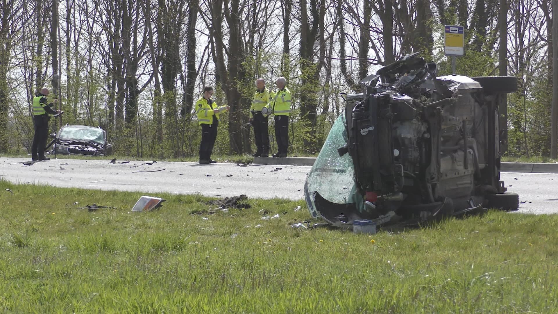 Meerdere gewonden na frontale crash bij Onstwedde