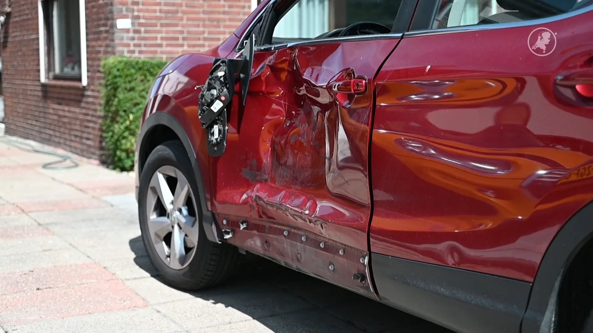 Scootterrijder gewond nadat hij op auto botst in Zuidland