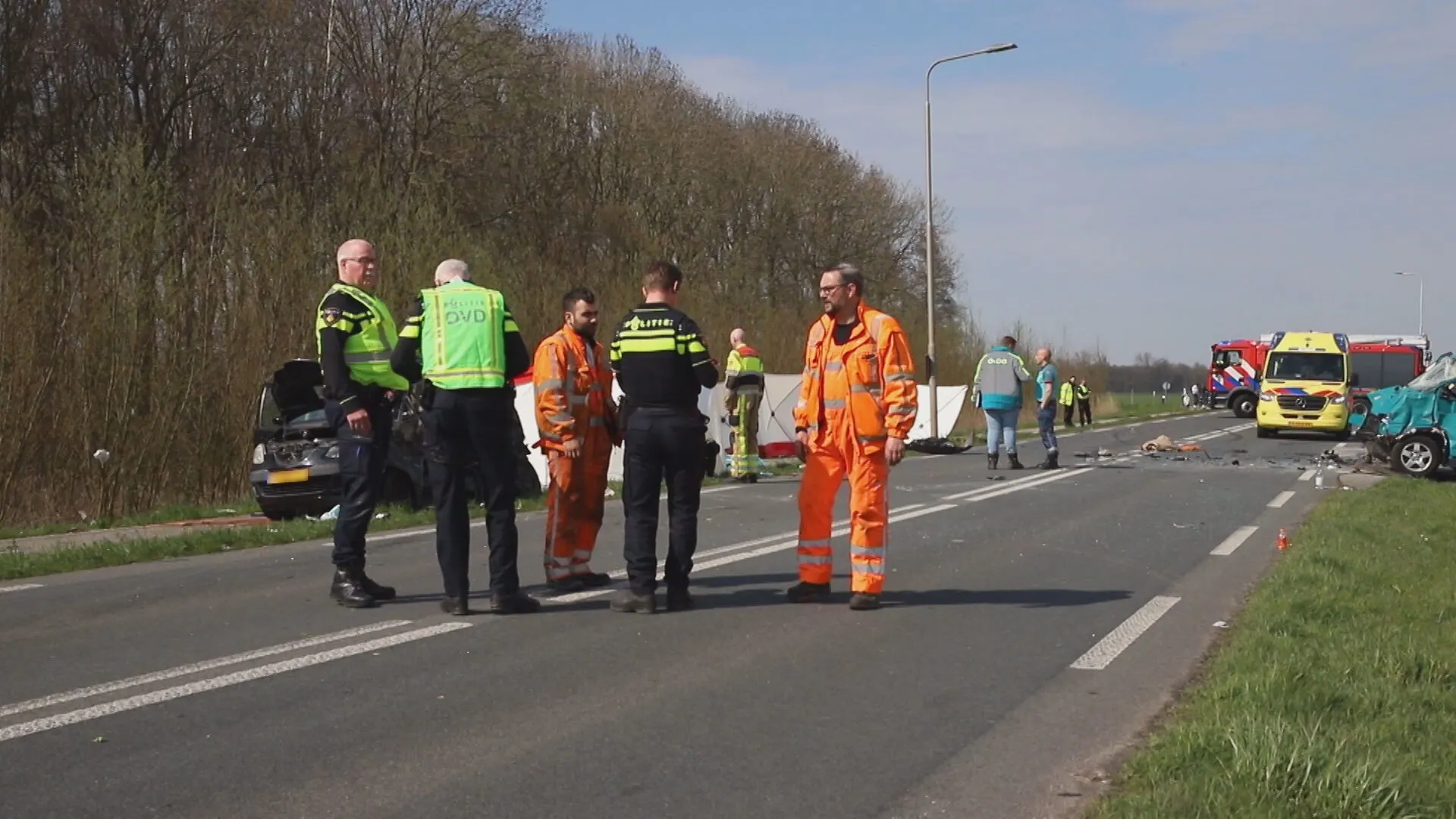 Dode en twee gewonden door verkeersongeluk, bestuurder aangehouden