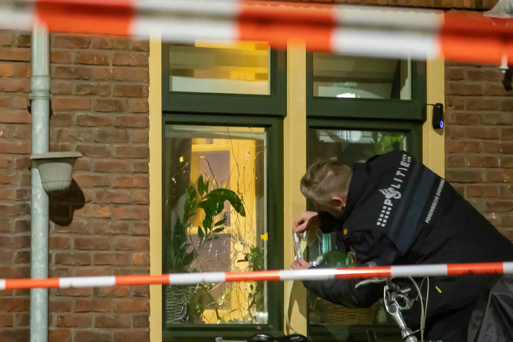Woning beschoten in Hilversum: 'Vier tot vijf schoten gehoord'