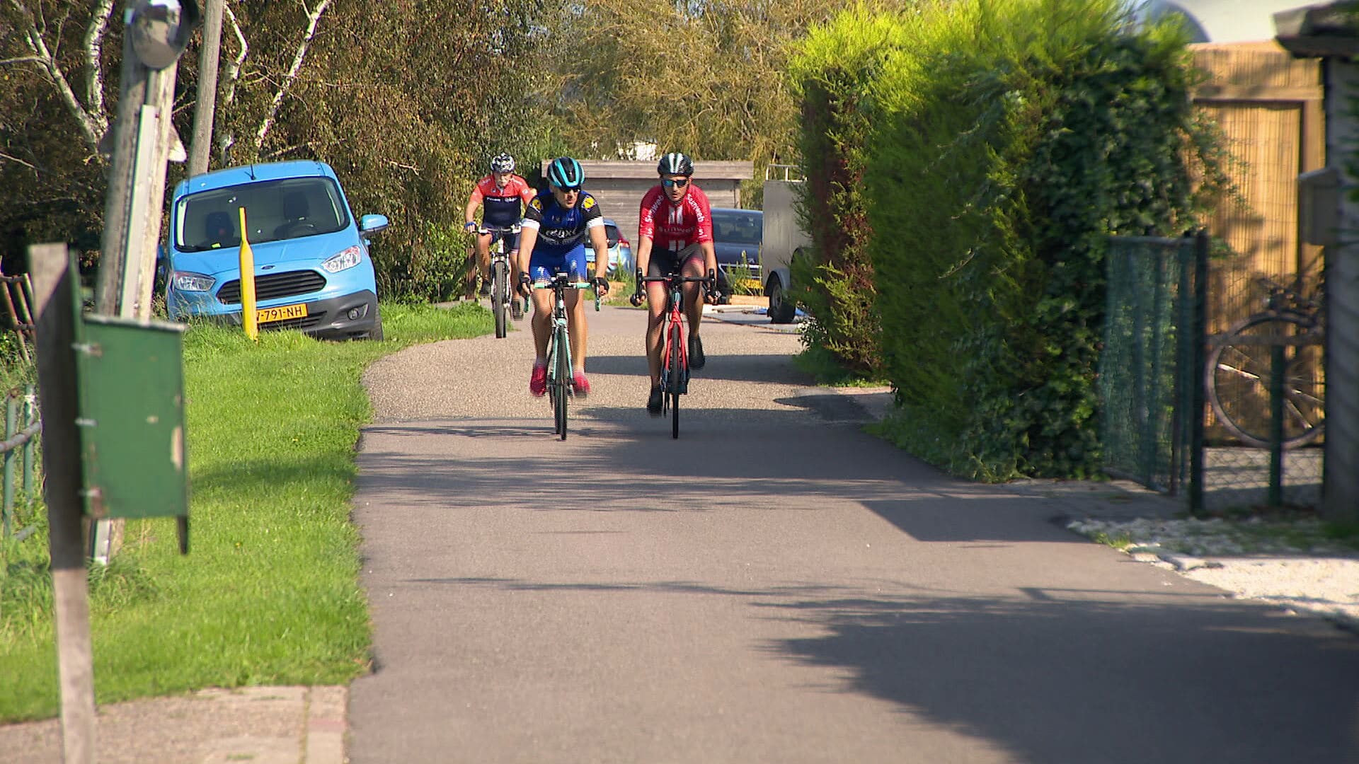 Moordrecht in actie tegen snelfietsroute over smal dijkje: 'Het is levensgevaarlijk'