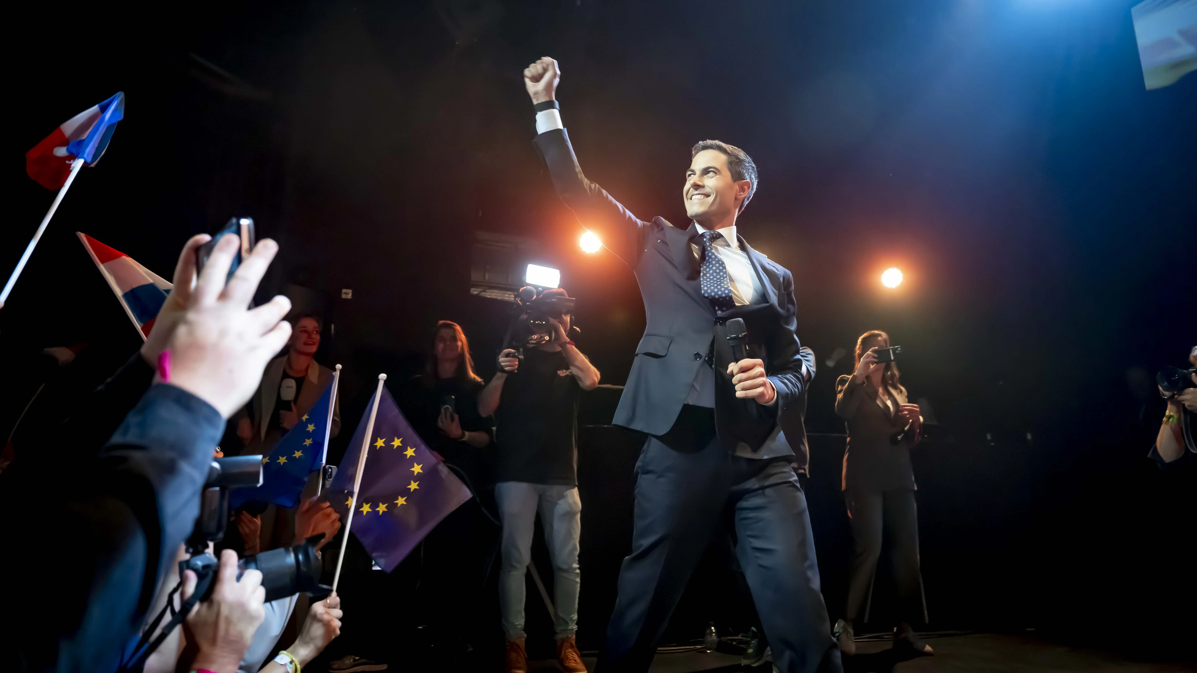 Zenuwslopende verkiezingsstrijd: D66 weer groter dan PVV