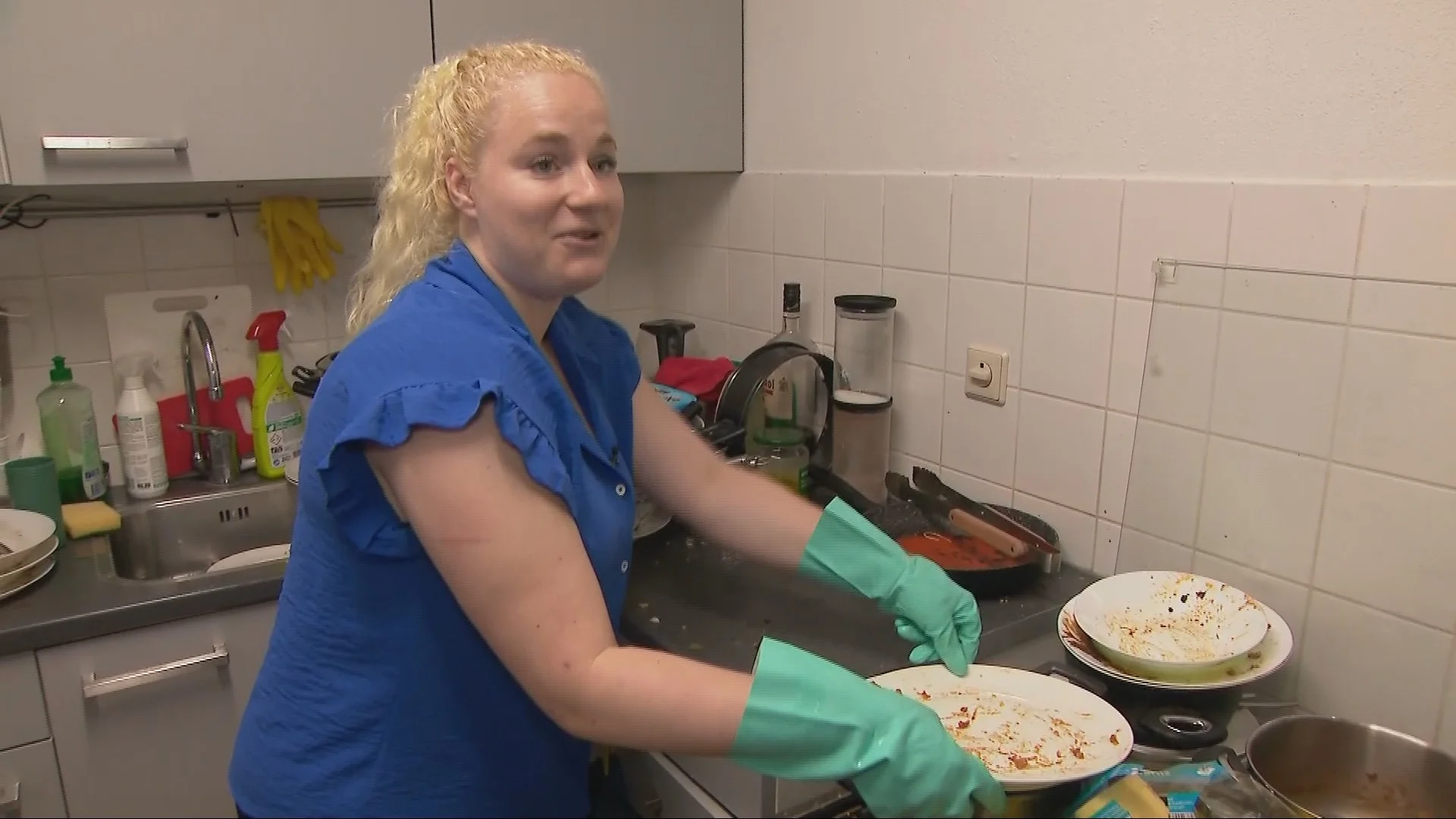 Cleanfluencer Jacoline maakt gratis bij vervuilde huizen schoon: 'Frisse start voor hen'