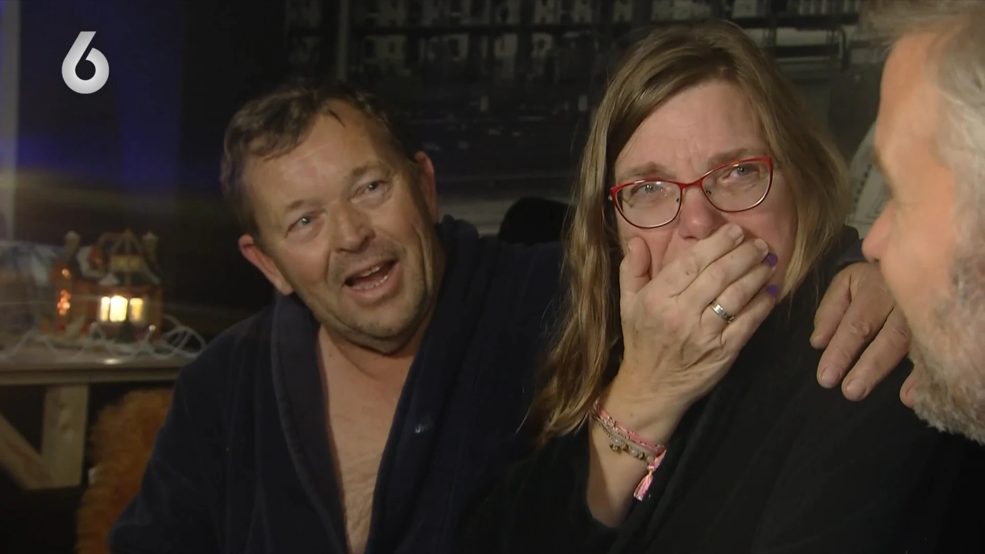 Thuiswinnaars in badjas compleet overdonderd en emotioneel door komst Winston