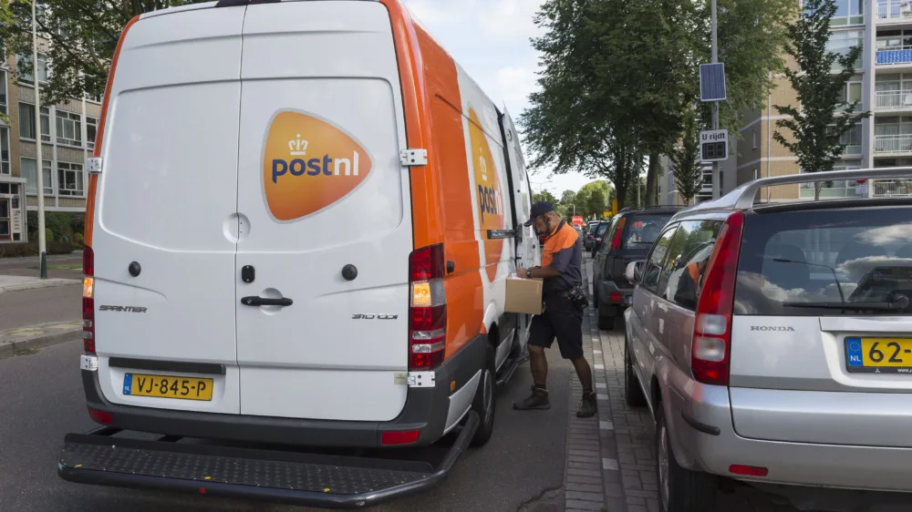 PostNL treft extra maatregelen na bezorgen van bombrieven