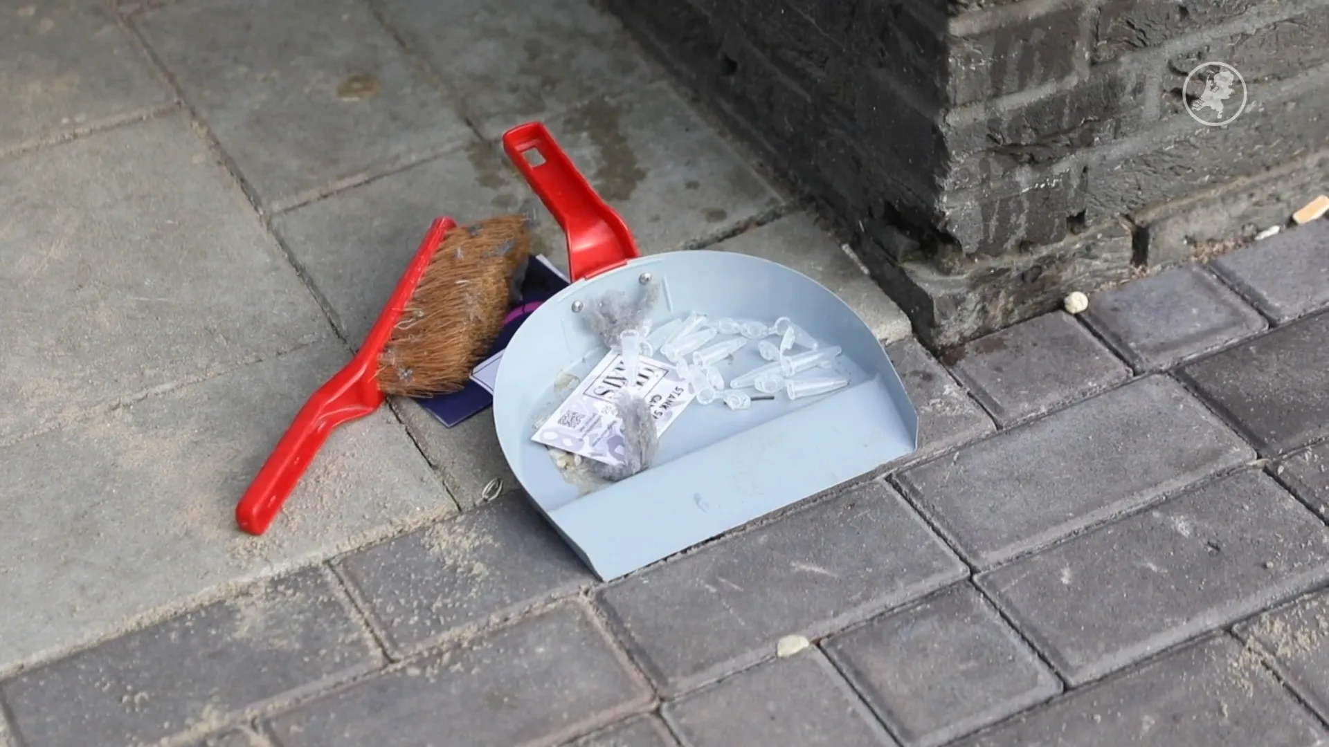 Meerdere mensen onwel na gooien vloeistof in H&M Naaldwijk