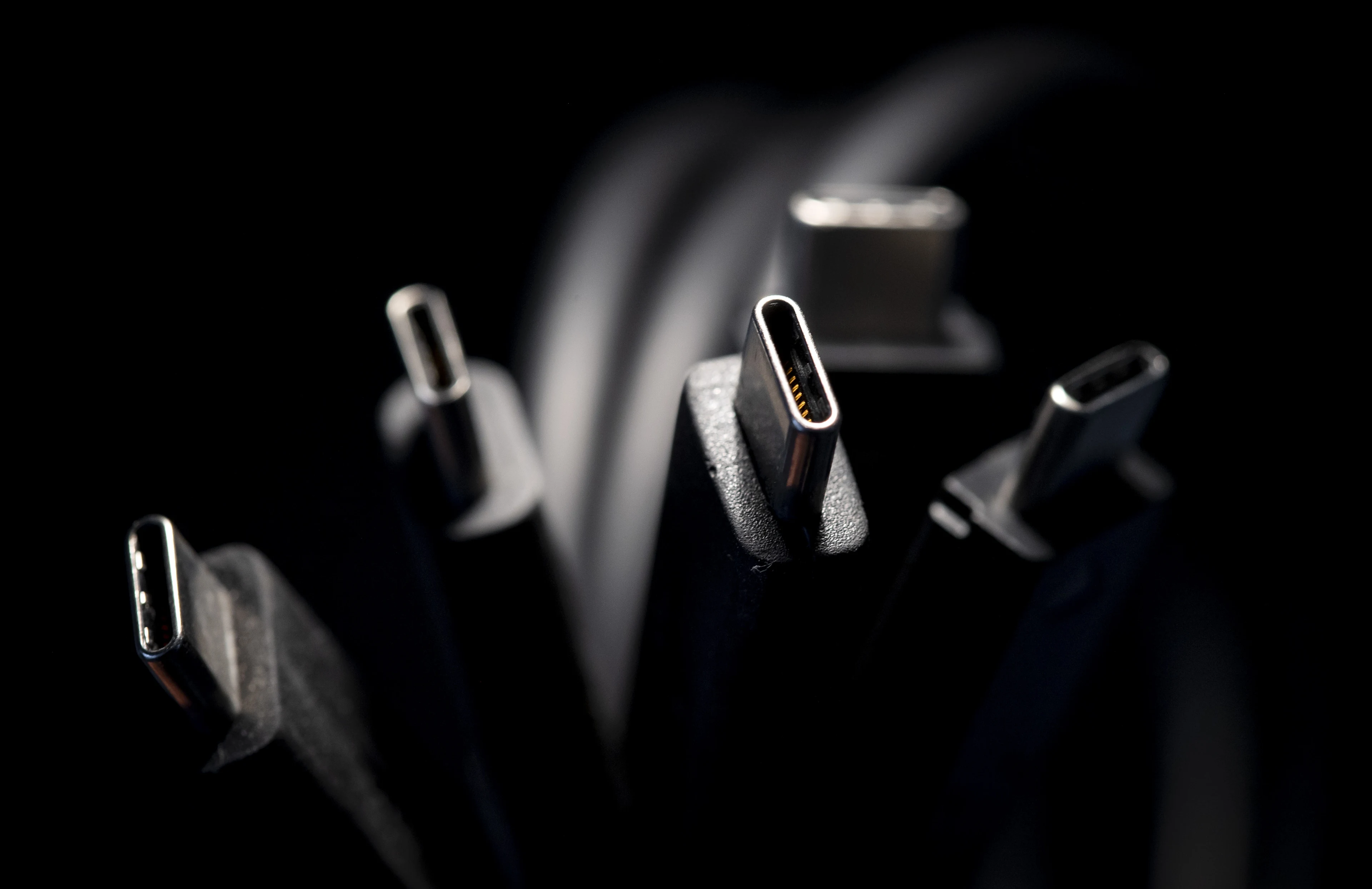 USB-C-poort voortaan verplicht, maar bij grotere laptops nog niet