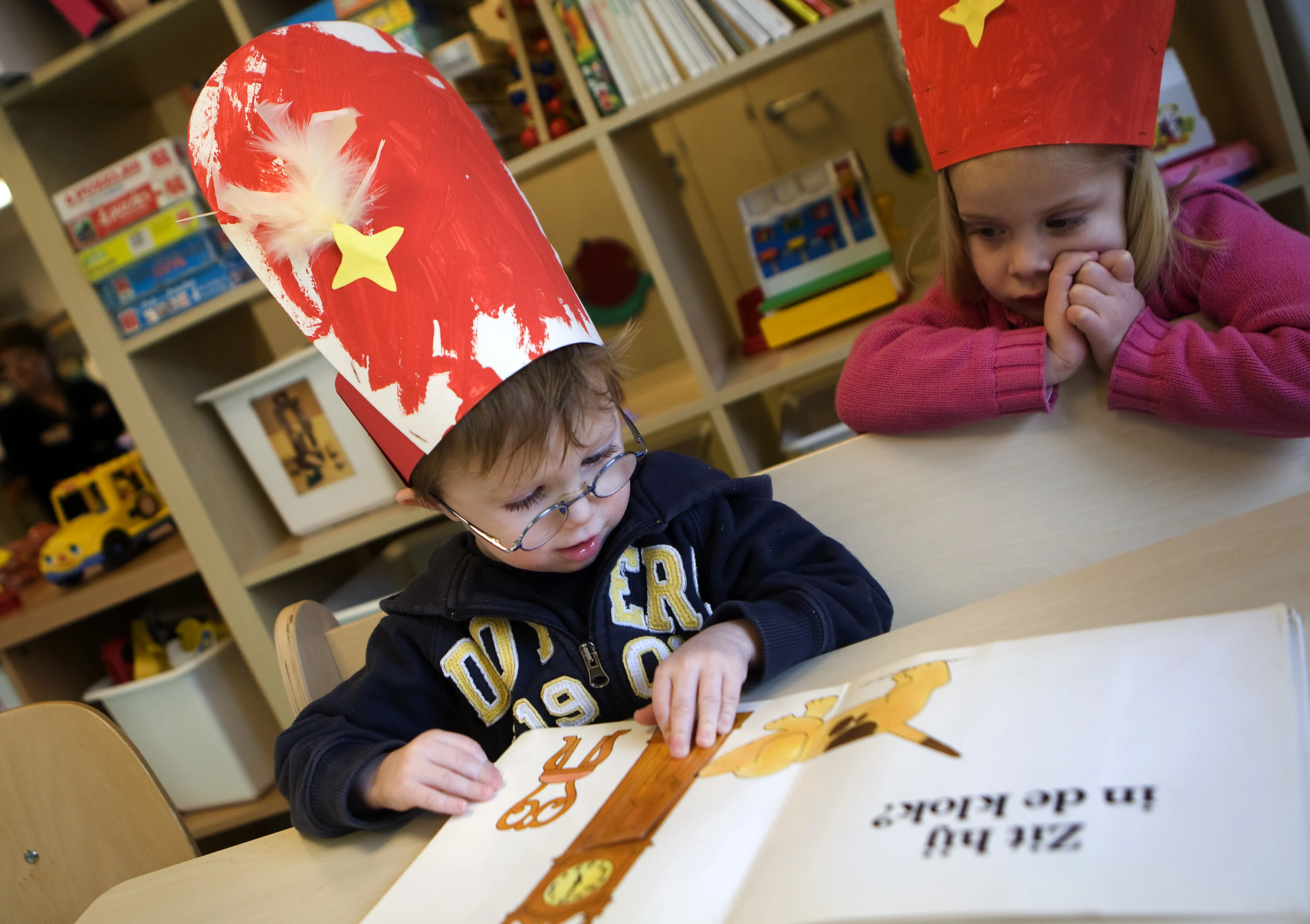 Bibliotheken verwijderen op grote schaal boeken met Zwarte Piet