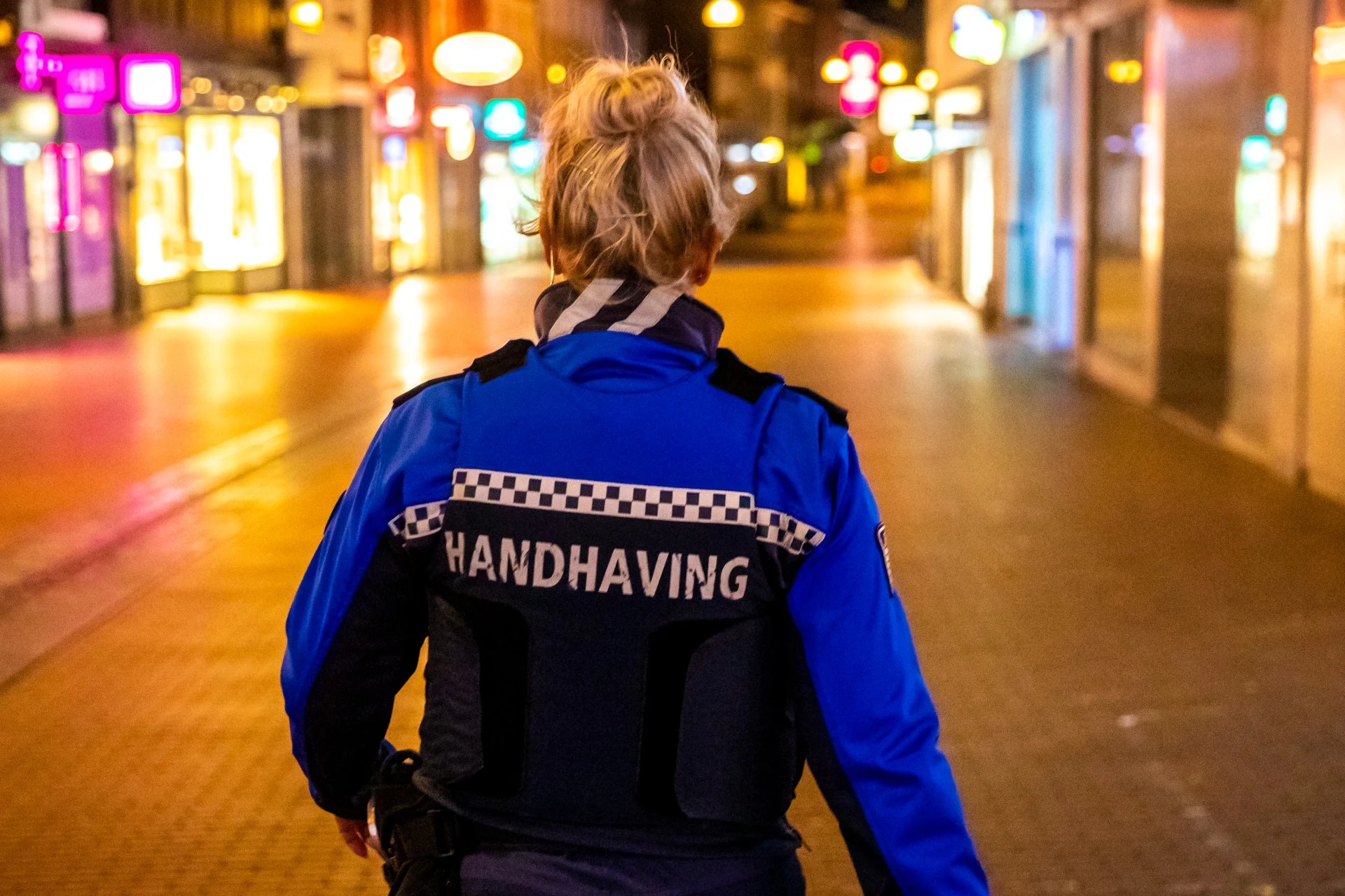 'Kabinet komt met routekaart voor versoepeling lockdown: eerst scholen open, daarna pas avondklok weg' 