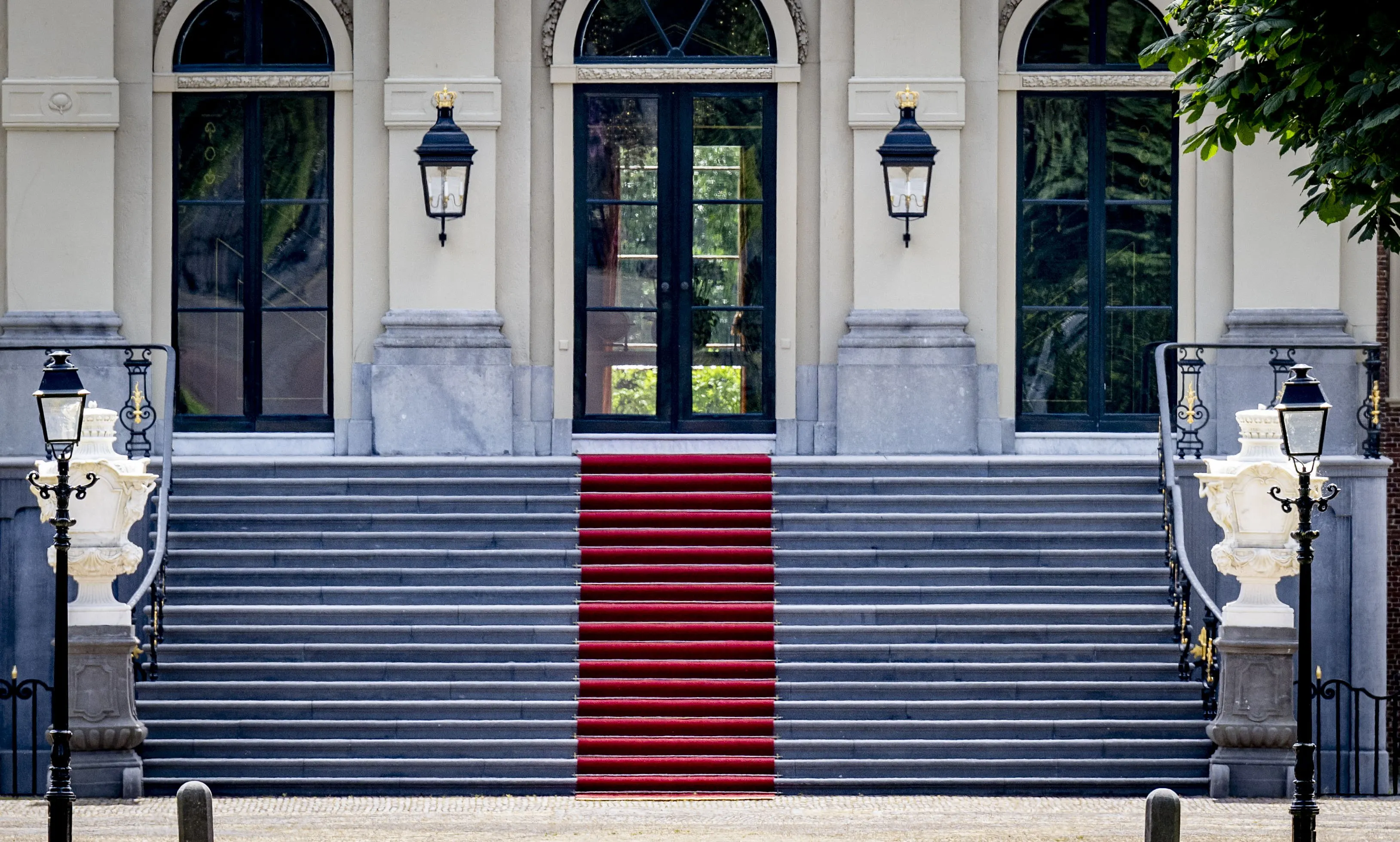 Na zeven maanden is het zover: nieuwe kabinet-Schoof treedt aan