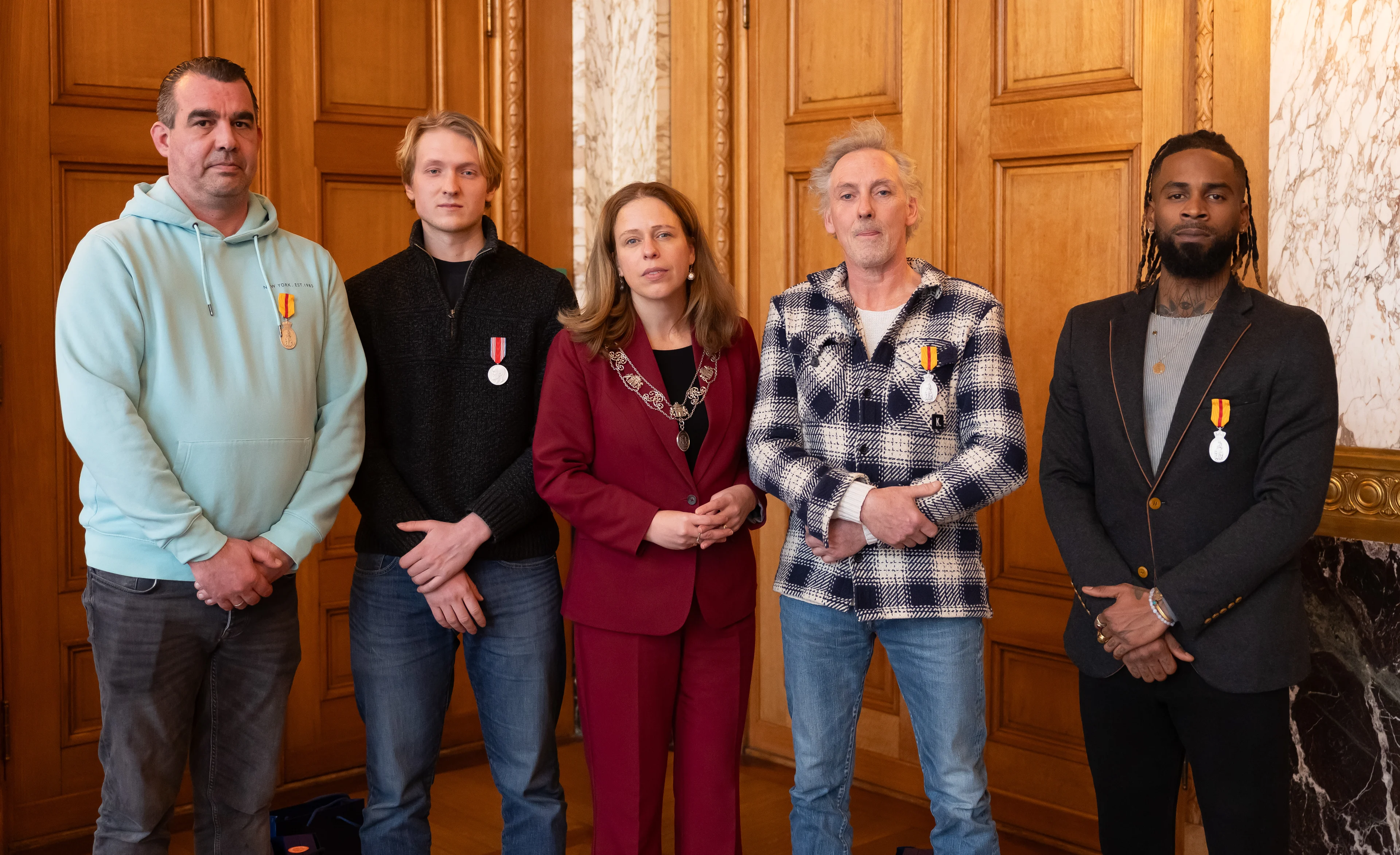 Deze vier helden grepen in bij steekpartij Erasmusbrug, krijgen nu onderscheiding