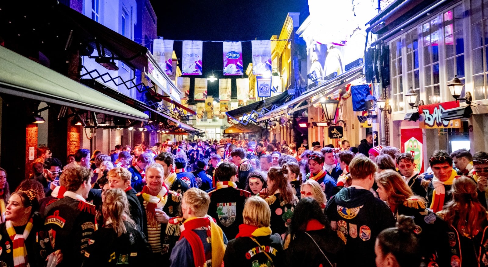 Carnaval keipopulair, steden nemen maatregelen tegen drukte