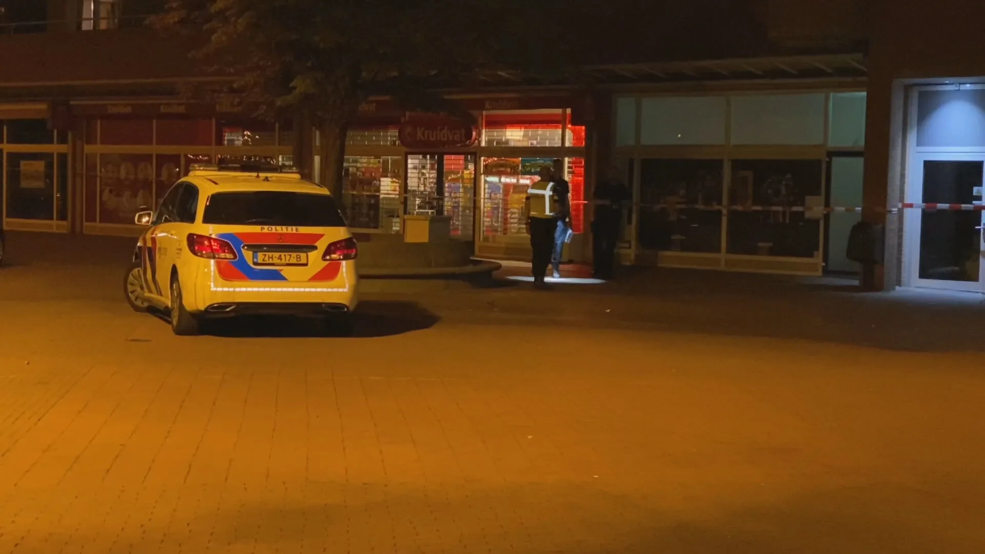 Jongen (18) zwaargewond na steekpartij bij partycentrum in Hoevelaken