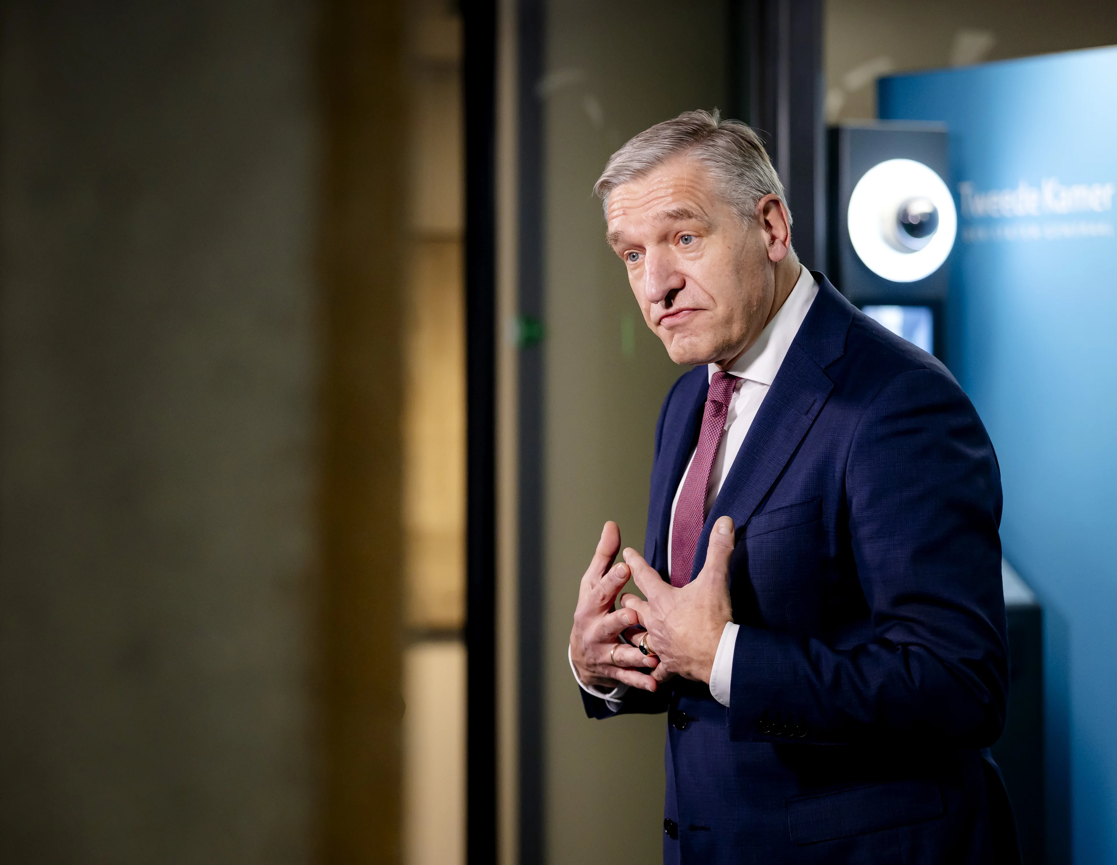 Formatie loopt vast: informateur Buma ziet onvoldoende steun voor coalitieopties