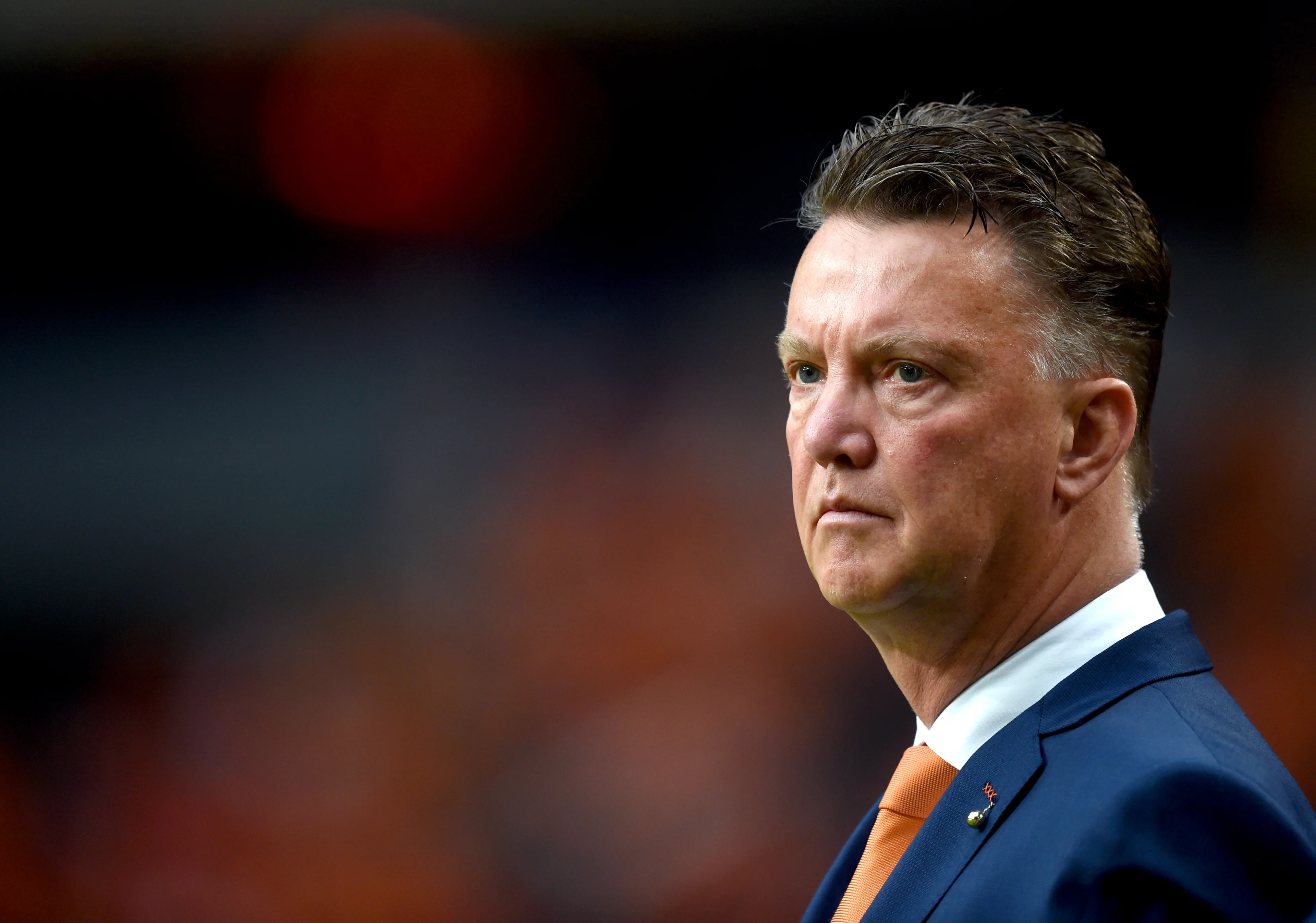 Veel steun voor ernstig zieke bondscoach Van Gaal: 'Blijf sterk, Louis, en word snel beter'