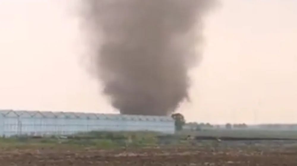 Tornado gespot bij Nederlandse grens: 'Ik dacht dat er een vliegtuig was neergestort'