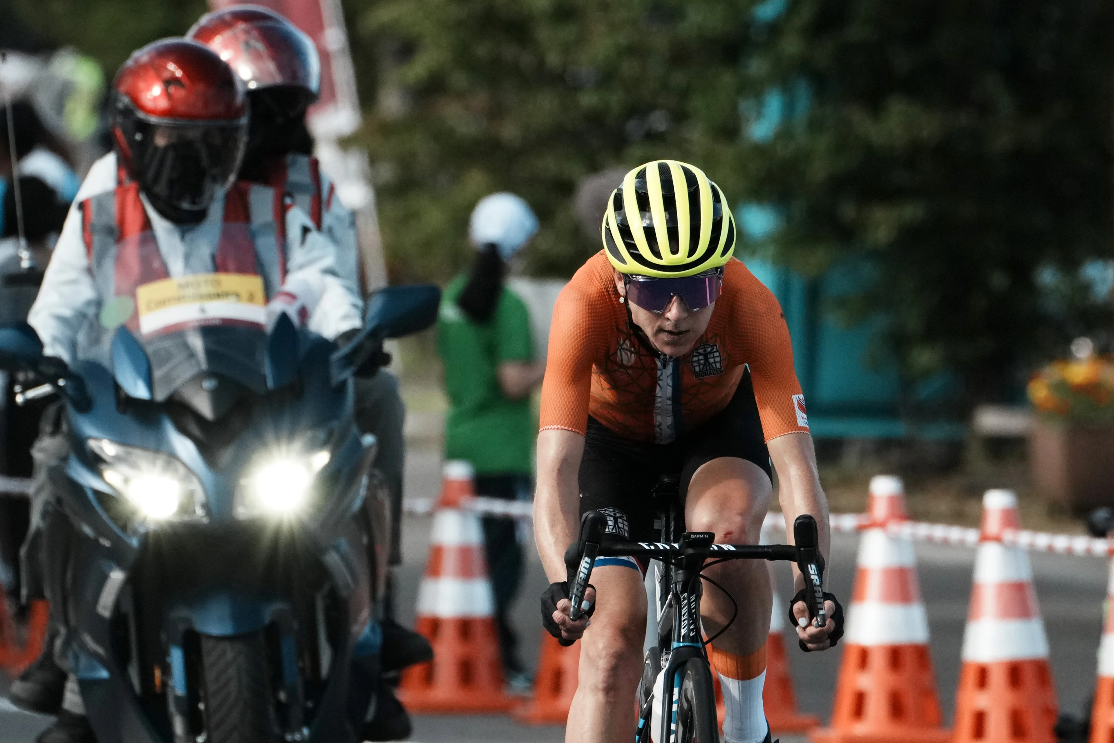 Wielrenster Van Vleuten dacht dat ze goud had gewonnen maar bleek zilver