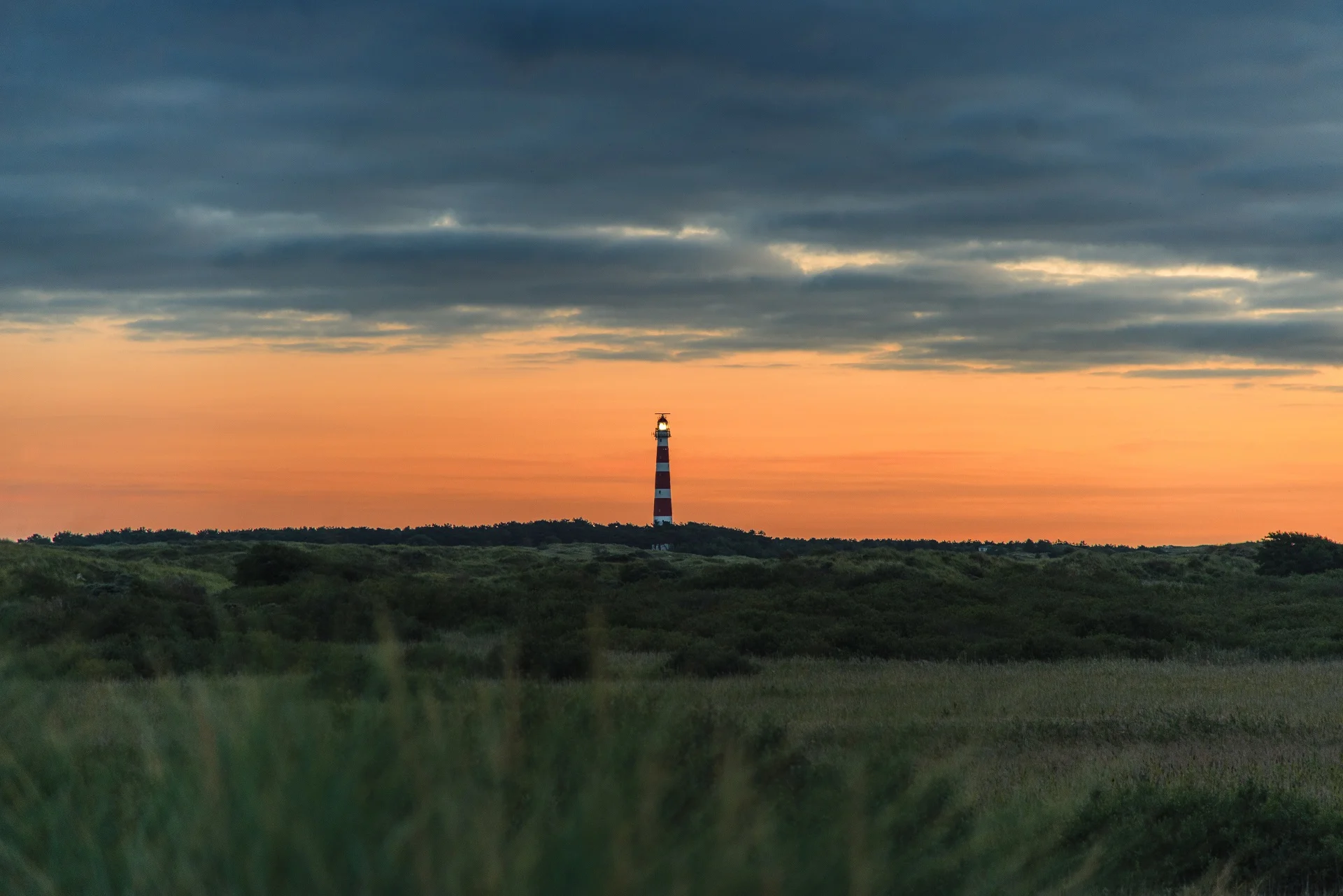 Zoektocht naar vermist meisje (14) bij Ameland hervat: 'Overlevingskans nihil'