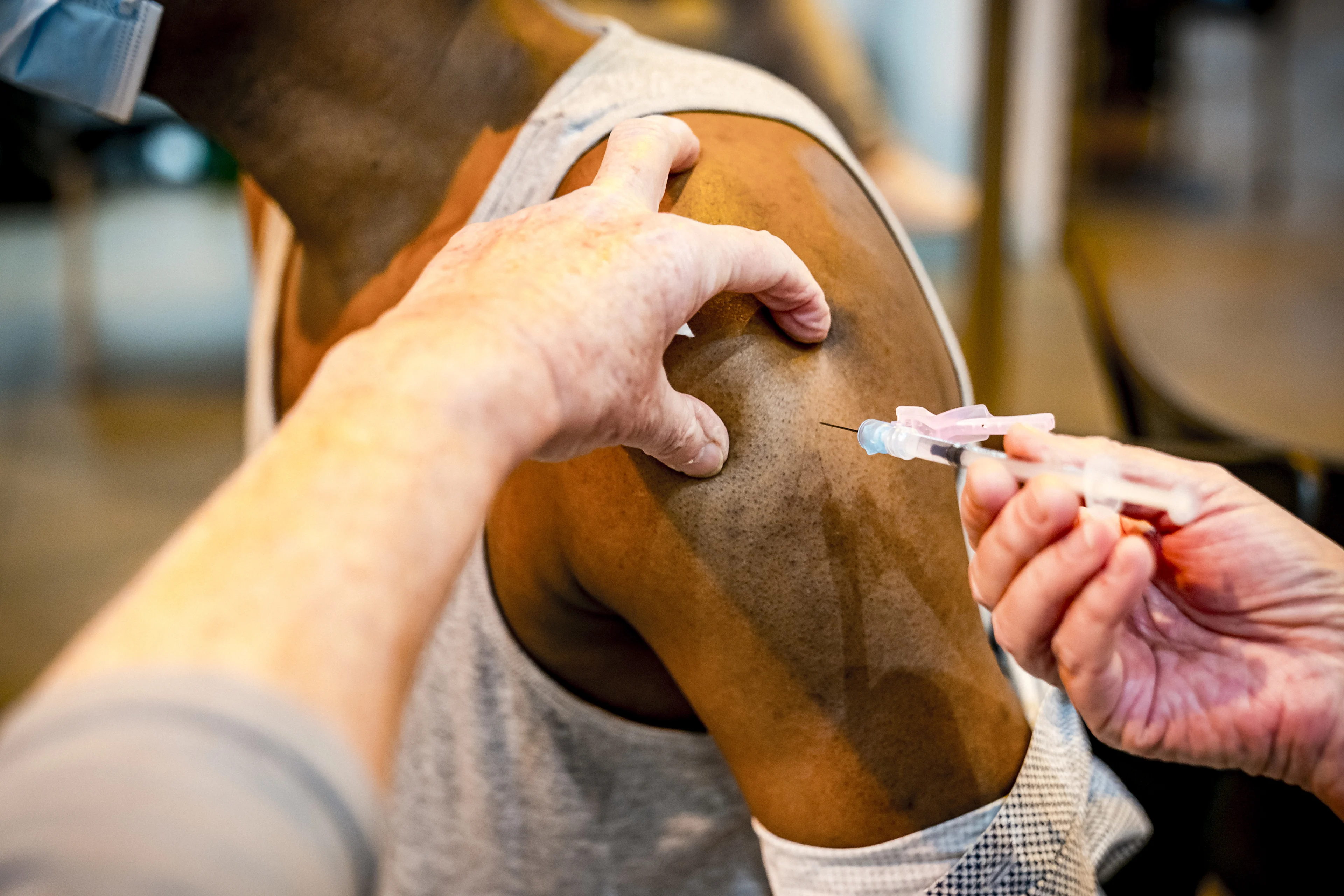 Nóg een prik? Eén op de acht geboosterde Nederlanders zegt 'nee'
