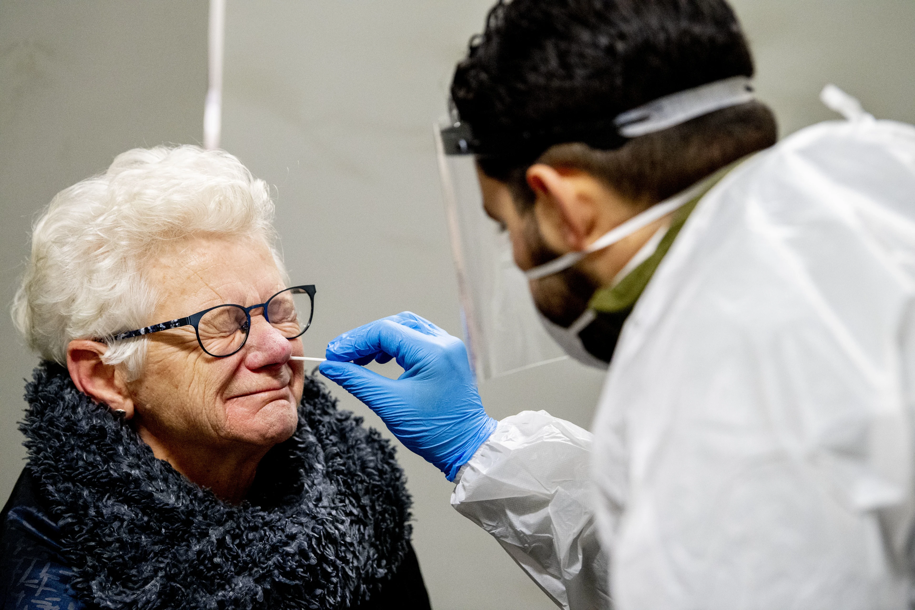 LIVEBLOG | 'Britse variant race tegen de klok'