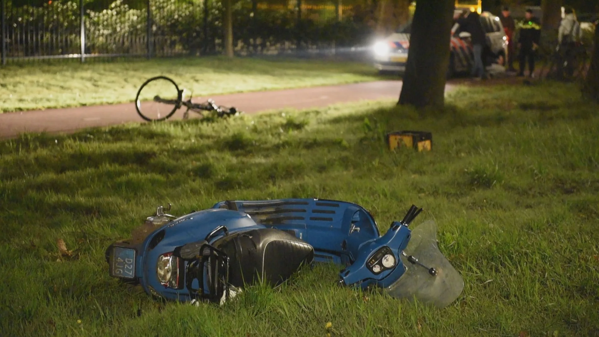 Man vraagt om biertje en steekt twee tieners neer op fietspad Tilburg