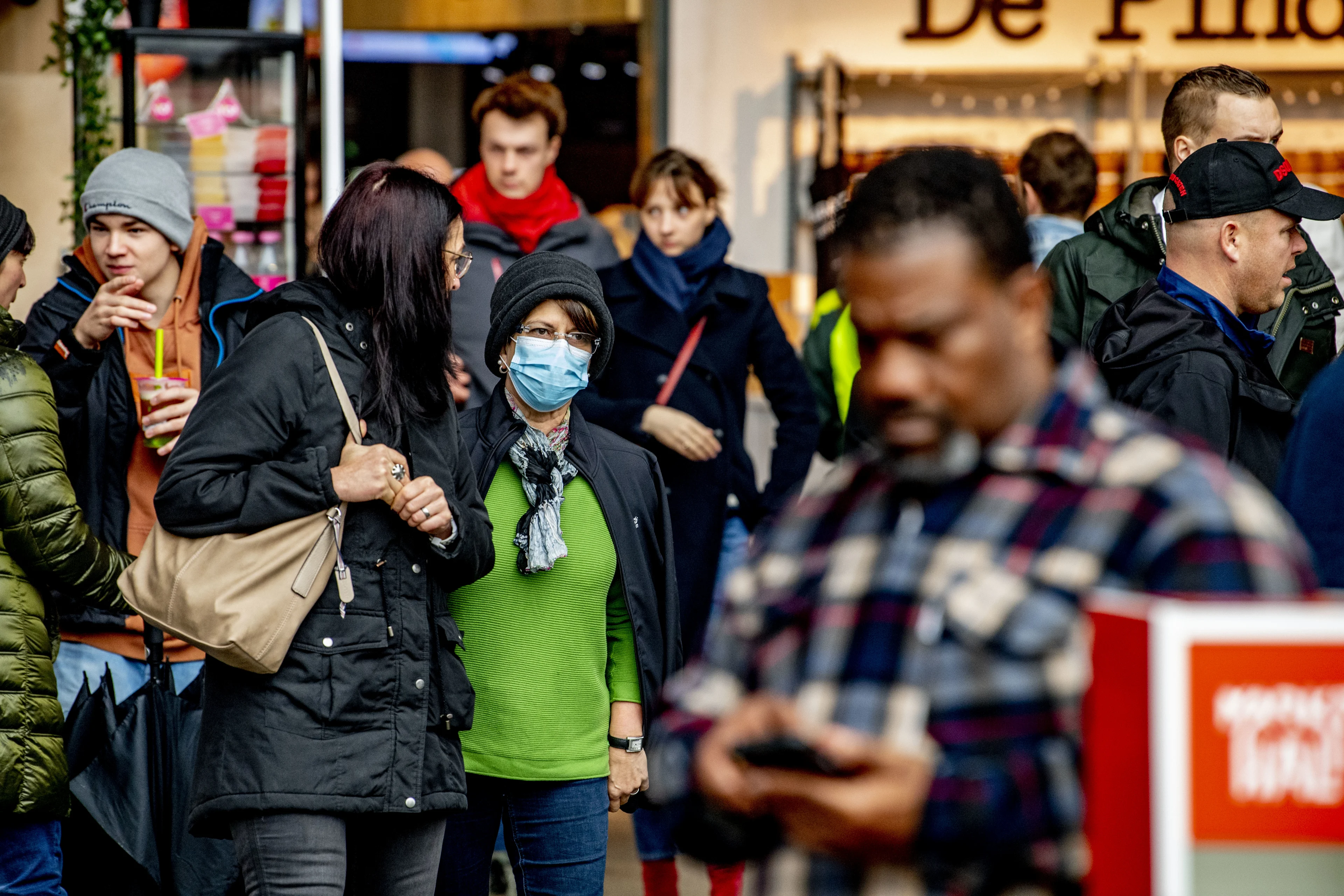 Ondanks omikrongolf en lockdowns toch lichte stijging economie te zien