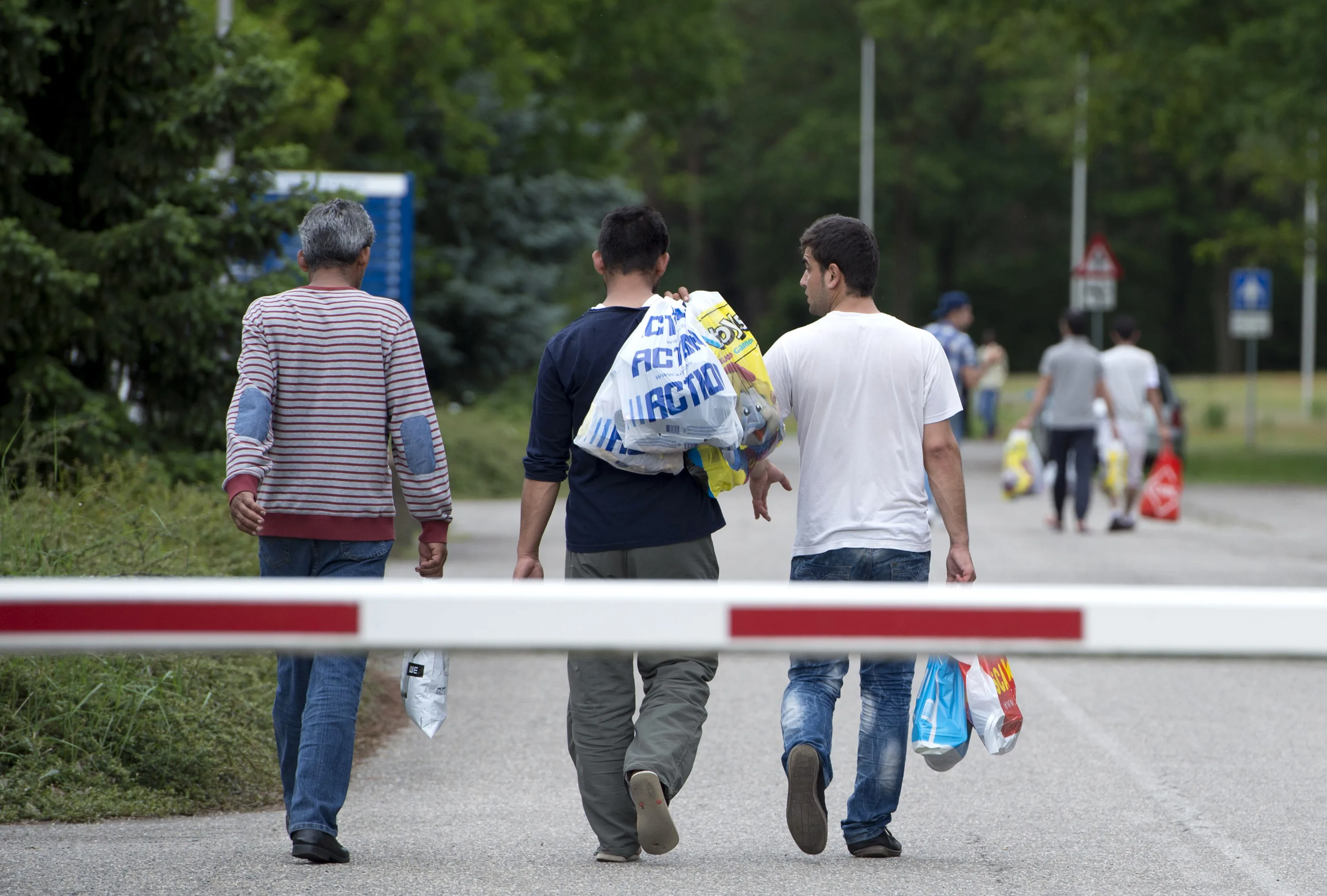 Nog steeds minder migranten naar Nederland door coronacrisis