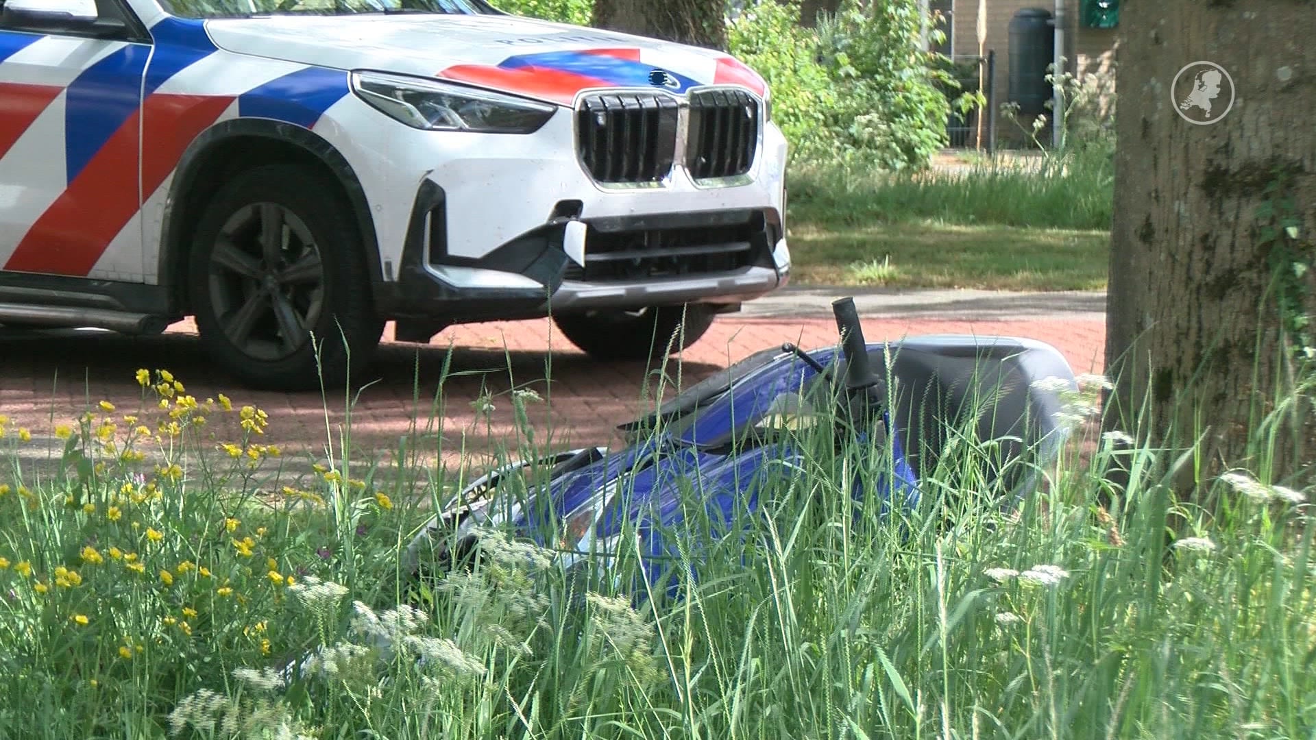 Scooterrijder botst tegen politieauto in Vlissingen, bestuurder onder invloed