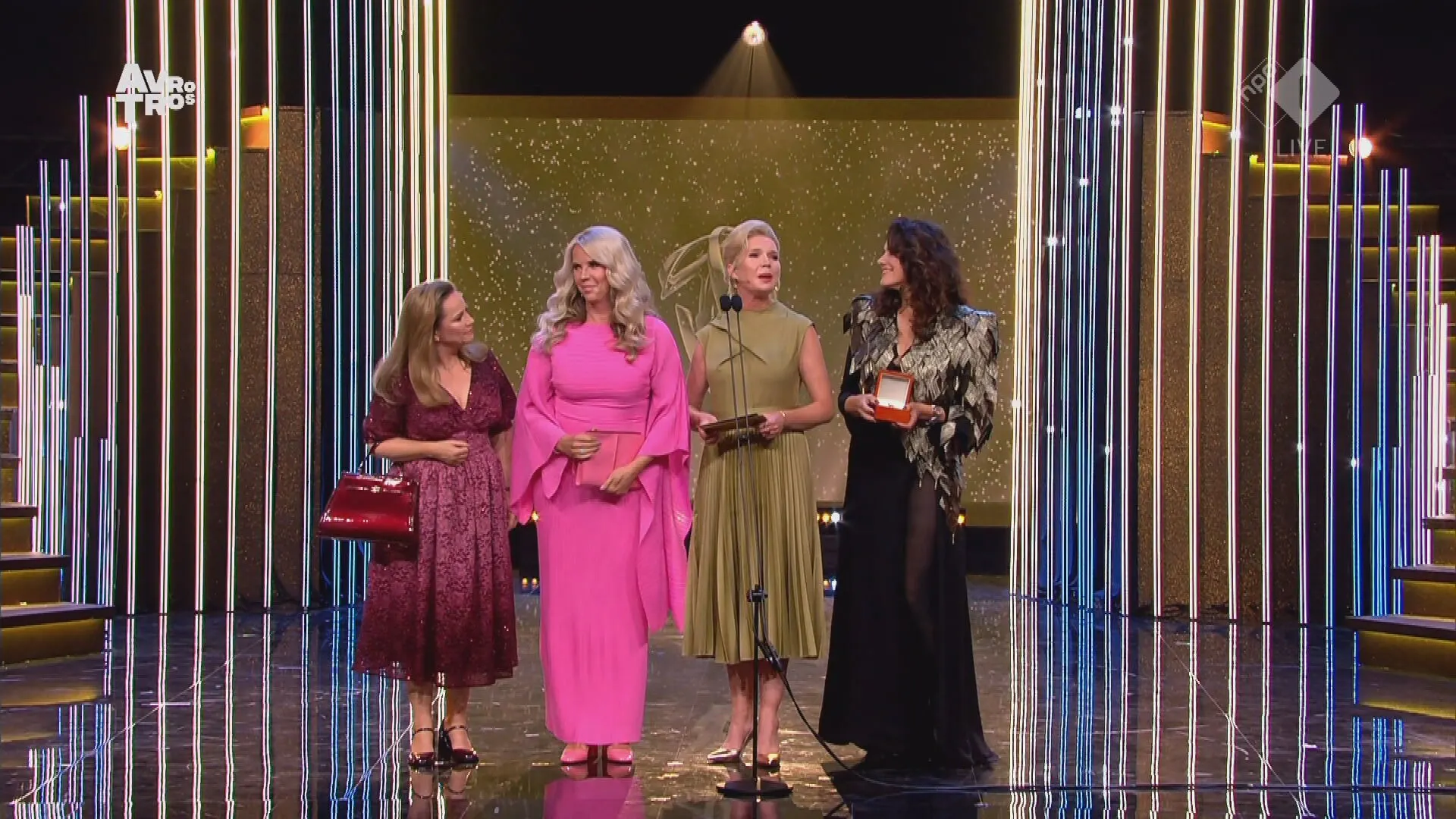 Verrassing: Gooische Vrouwen reiken Televizier-Ring uit aan Belgische winnaars