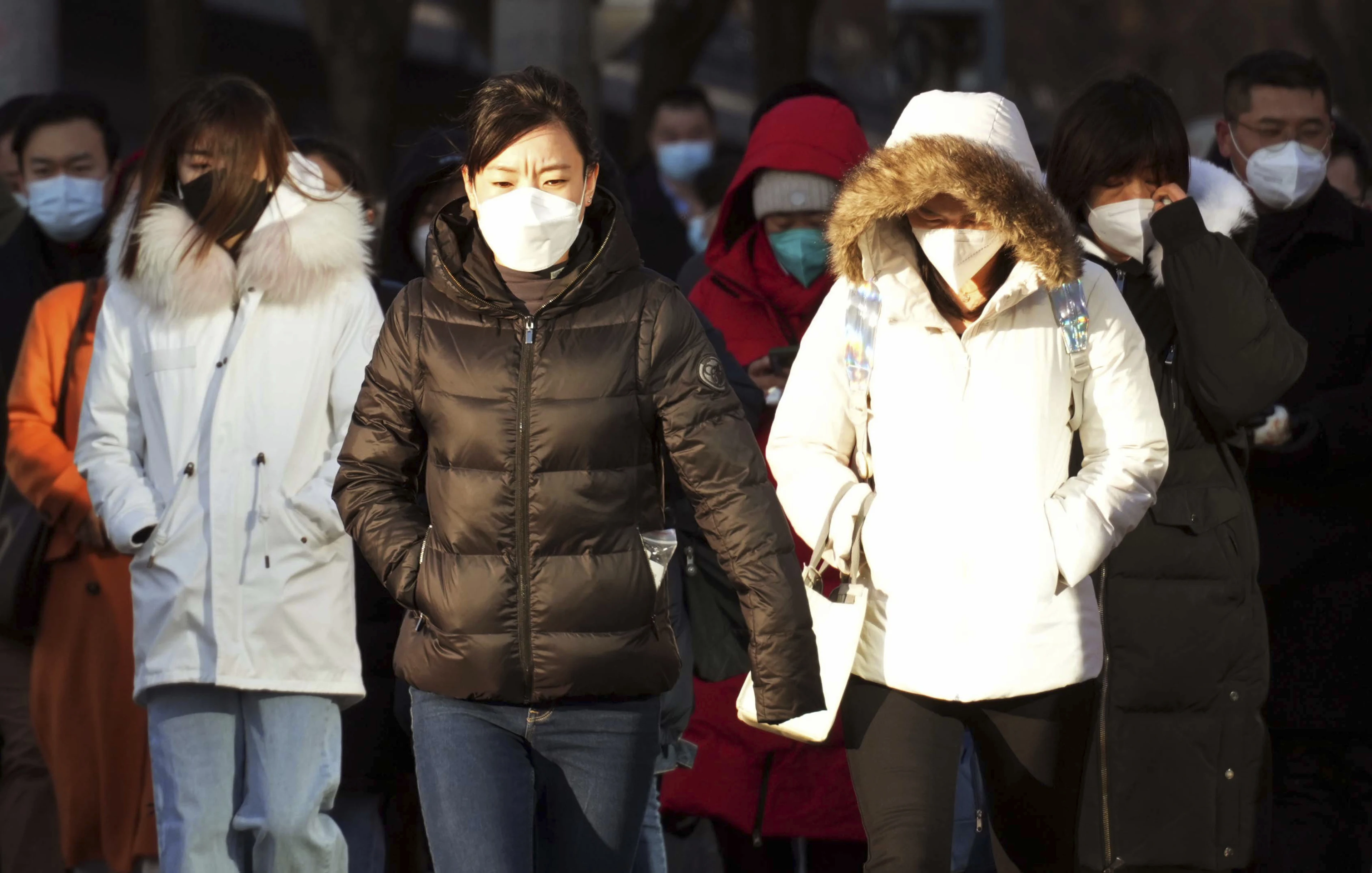 Alleen vrijwillige zelftest voor reizigers uit China