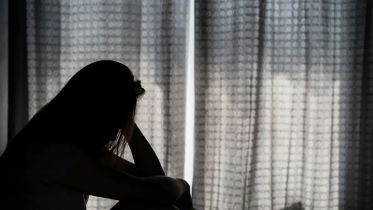 Docent krijgt 4 jaar celstraf en beroepsverbod van 9 jaar na ontucht met leerlingen