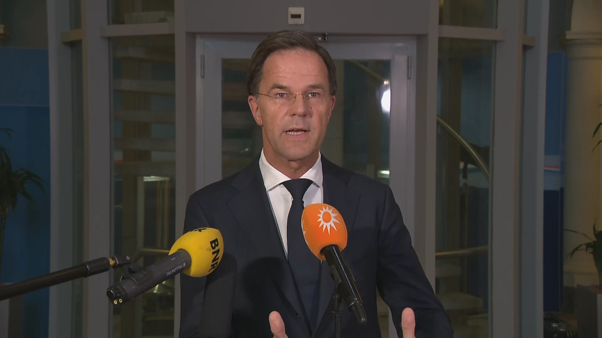 Rutte reageert op overlijden De Vries: 'Heel Nederland is diep geraakt'