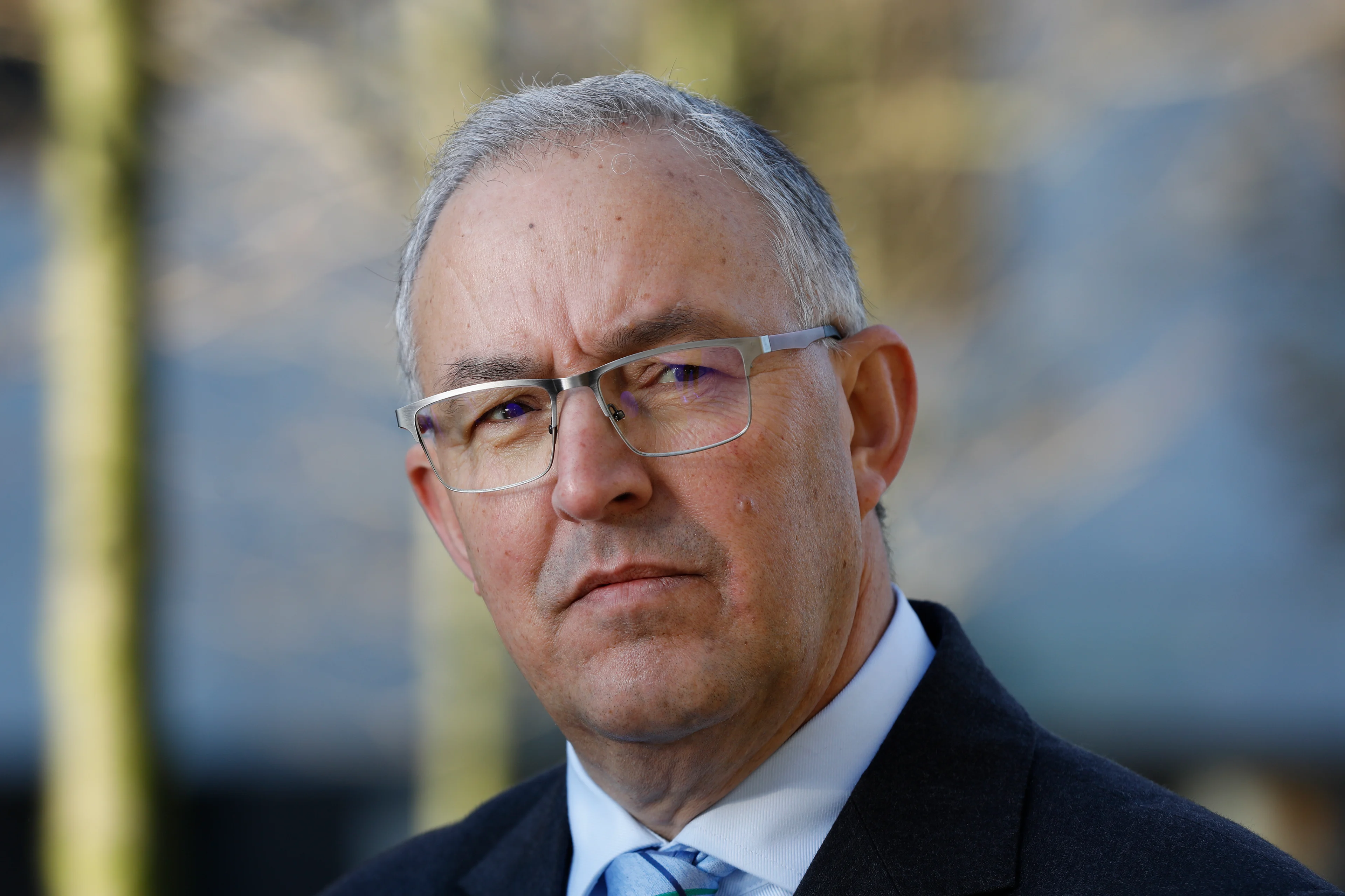 Aboutaleb gaat ouders verantwoordelijk houden als kinderen met mes op zak lopen