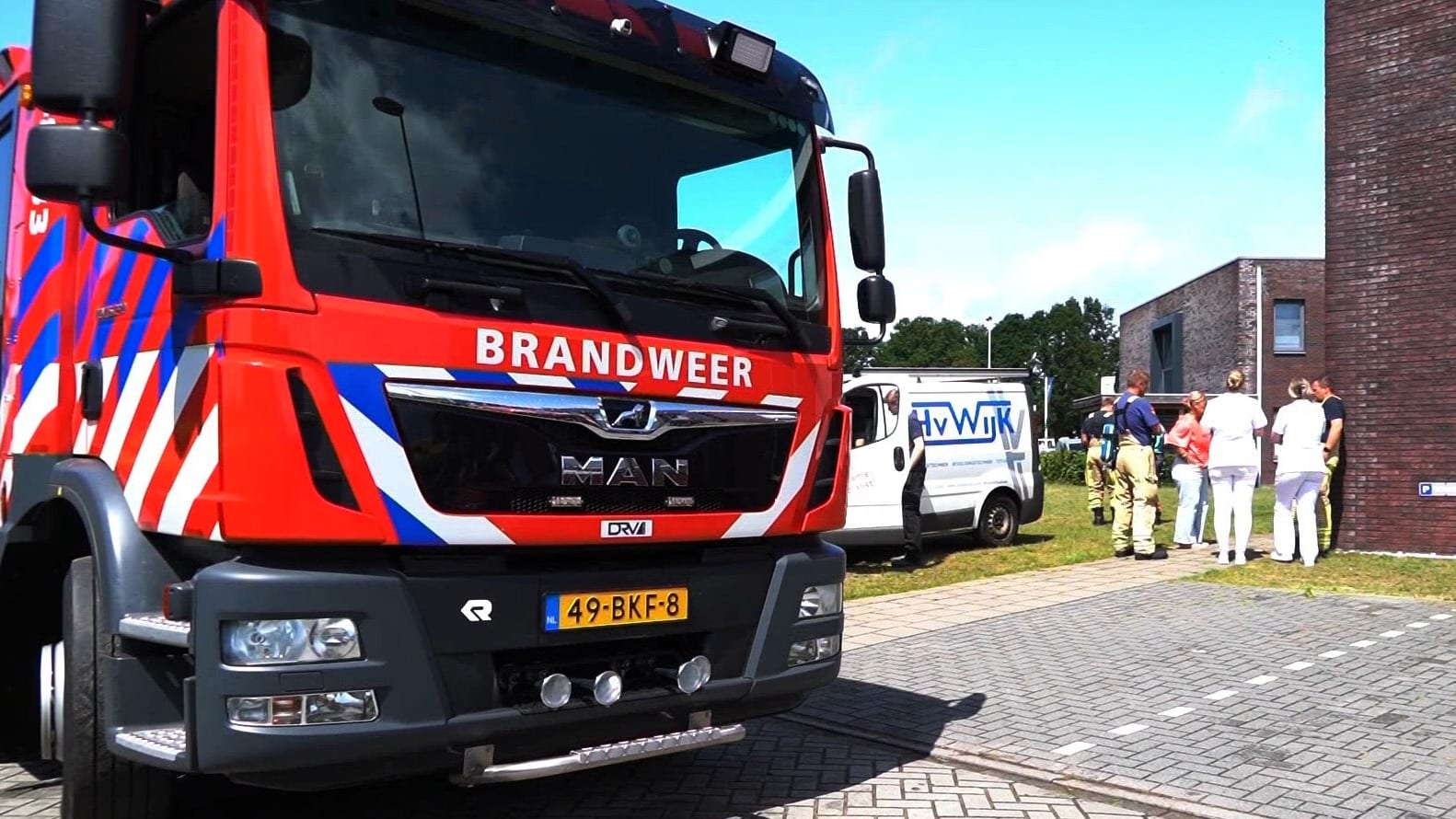 Allemaal mensen onwel bij tandarts in Emmen, praktijk ontruimd