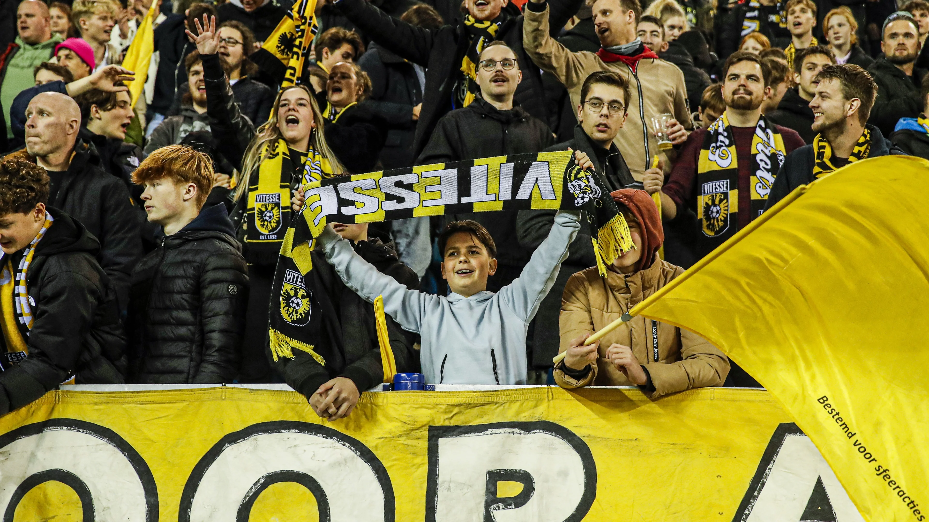 Vitesse kan opgelucht ademhalen: KVNB keurt proflicentie goed