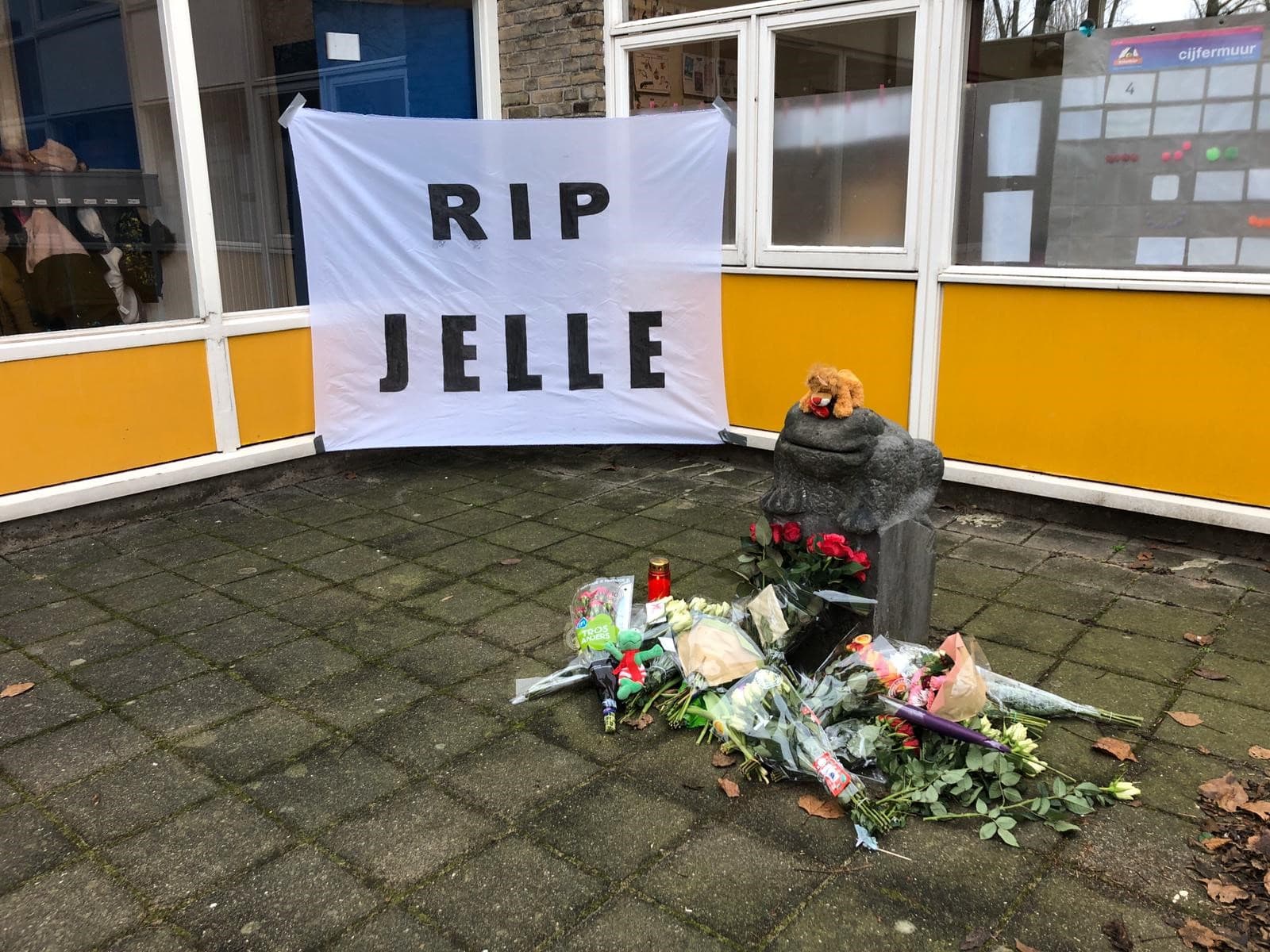 School rouwt om Jelle (4) die omkwam bij Arnhemse flatbrand