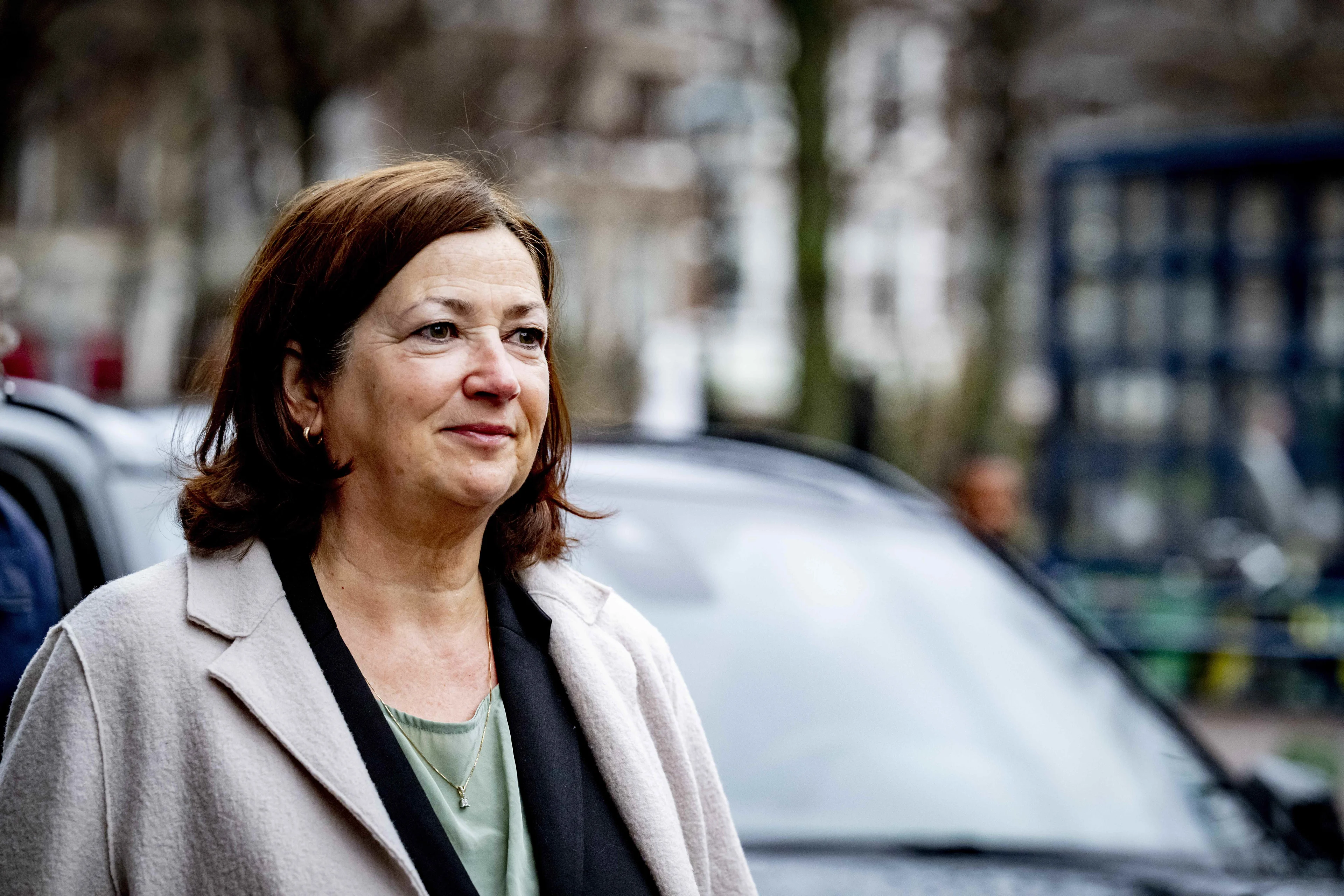 Zorgmedewerkers met long covid tussen wal en schip, vakbonden klagen staat aan