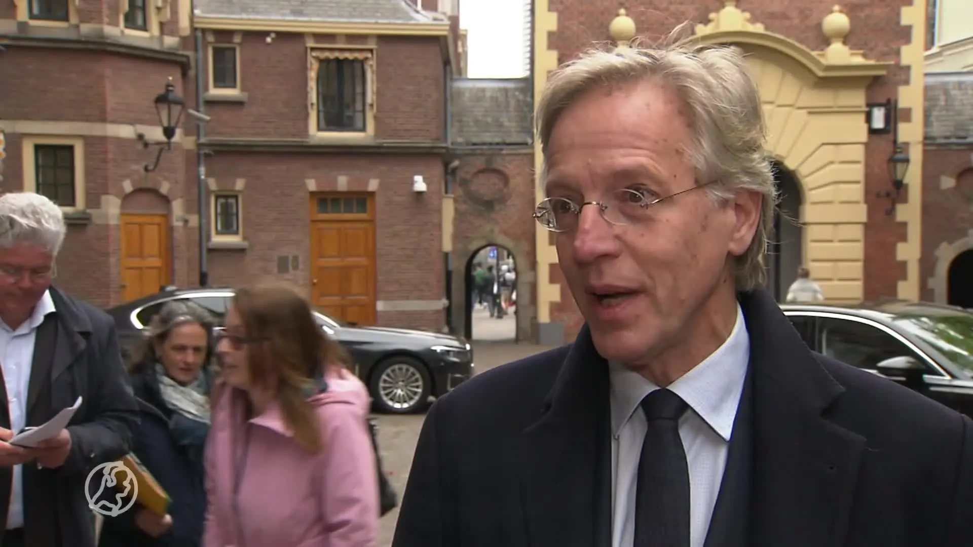 Ministers vinden Derksen-affaire ontluisterend en kwetsend