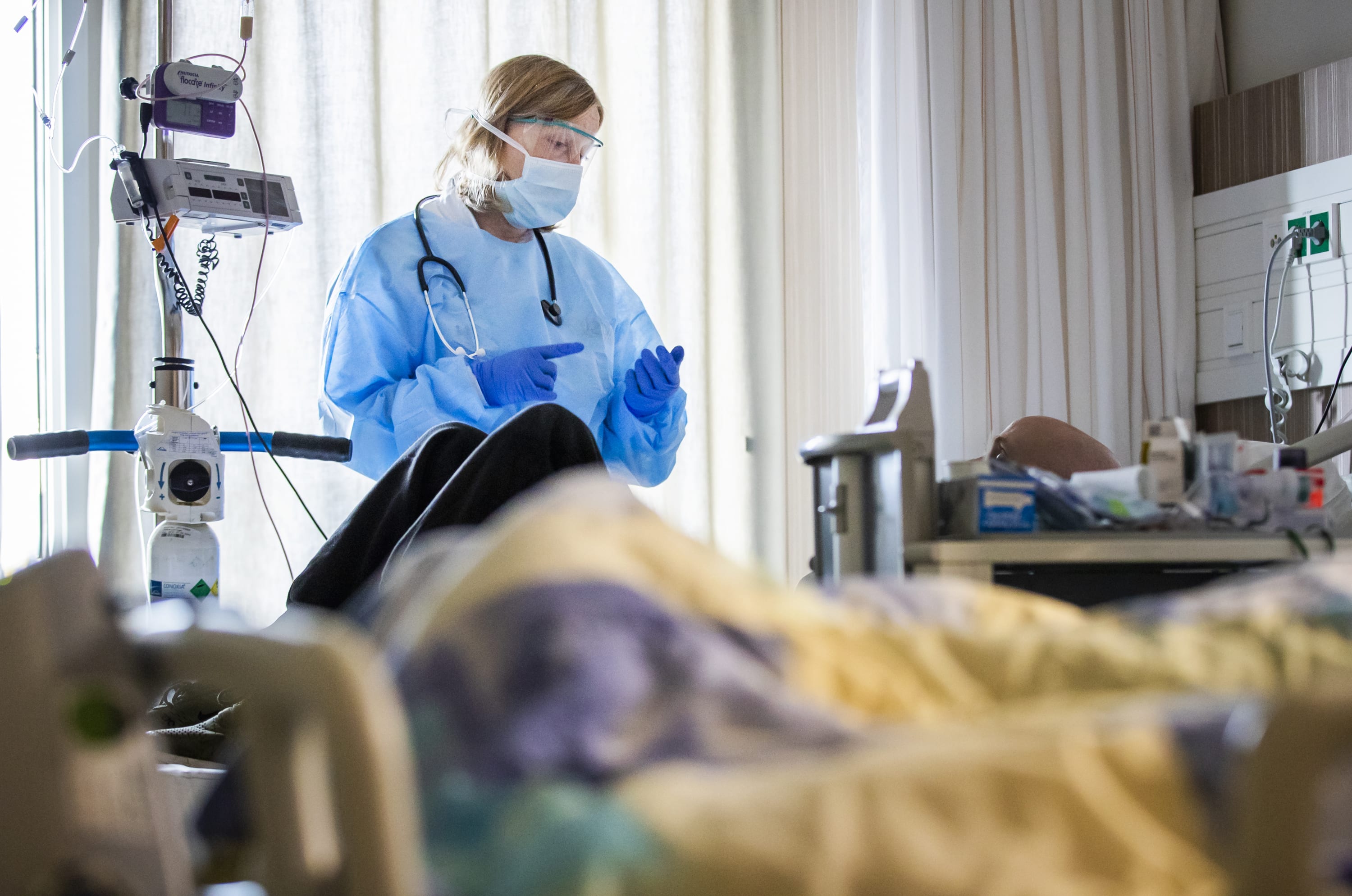 Vrijwel alle internisten willen zich laten vaccineren tegen corona