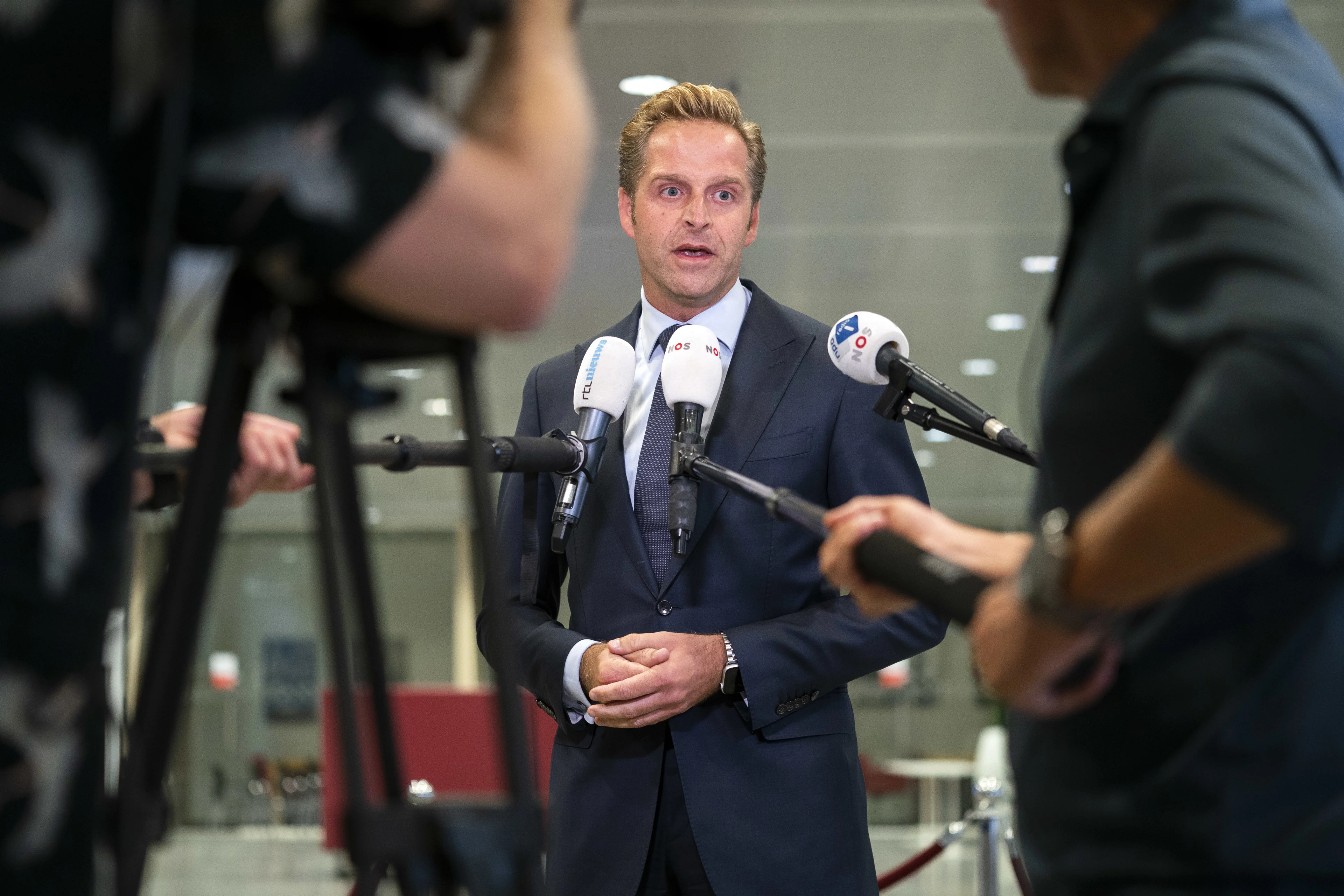 Rutte en De Jonge praten het land bij over huidige stand van zaken over corona