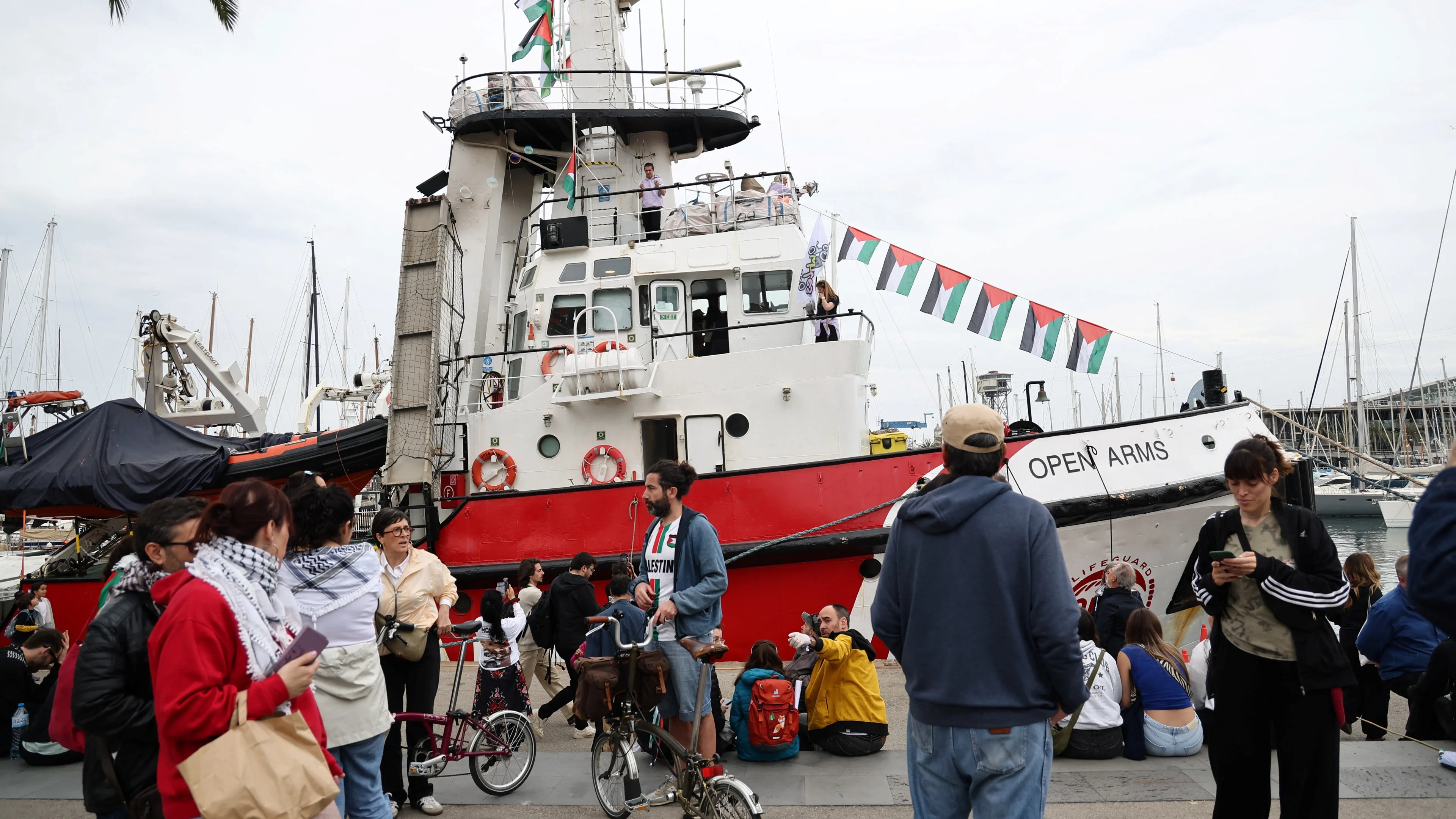 6 Nederlanders op hulpvloot naar Gaza