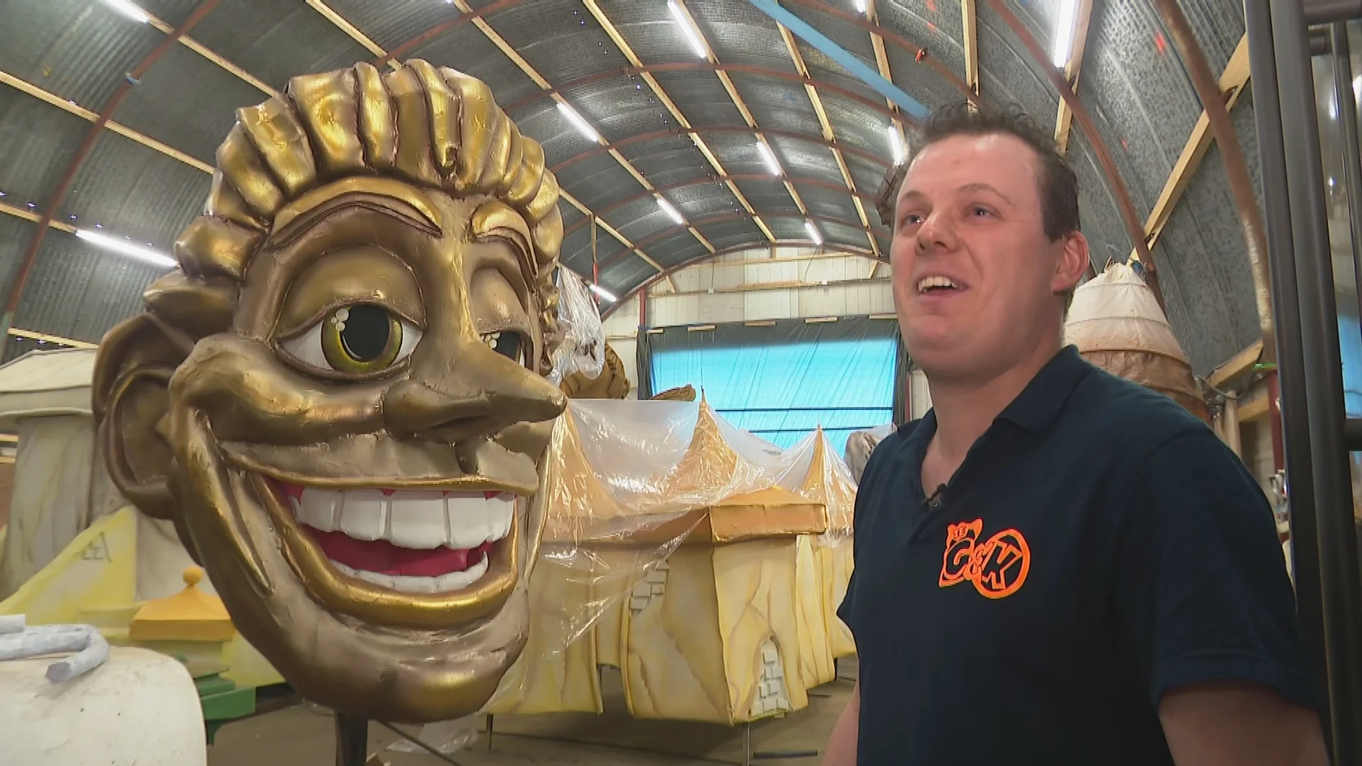 Jaar na verwoestende brand rijden de praalwagens weer door Etten-Leur