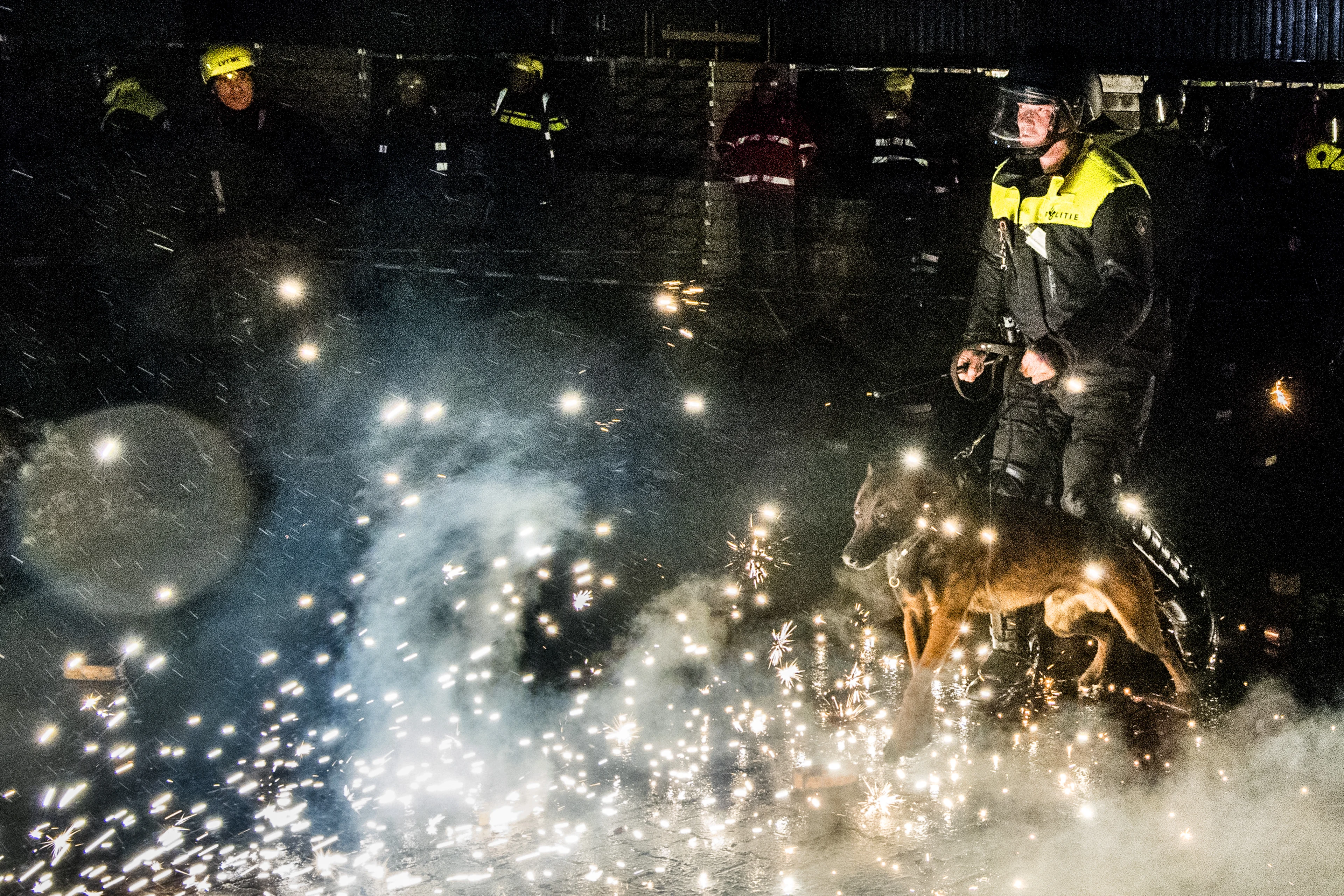 Politie wil landelijk vuurwerkverbod als jaarwisseling onrustig verloopt